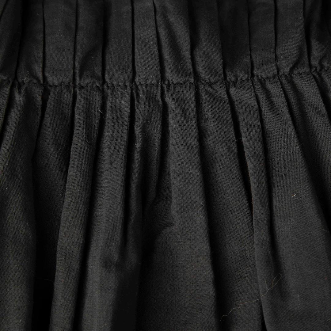 Maje Schwarzes plissiertes Midikleid mit V-Ausschnitt Größe S im Zustand „Gut“ im Angebot in London, GB