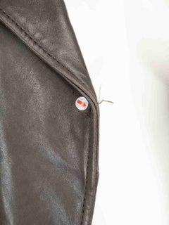 Giacca corta da motociclista in pelle marrone di Maje taglia M.