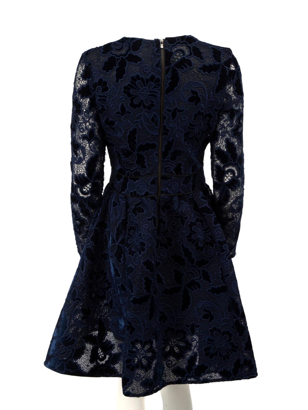 Vestido de encaje floral de terciopelo azul marino Maje Talla M Negro en venta