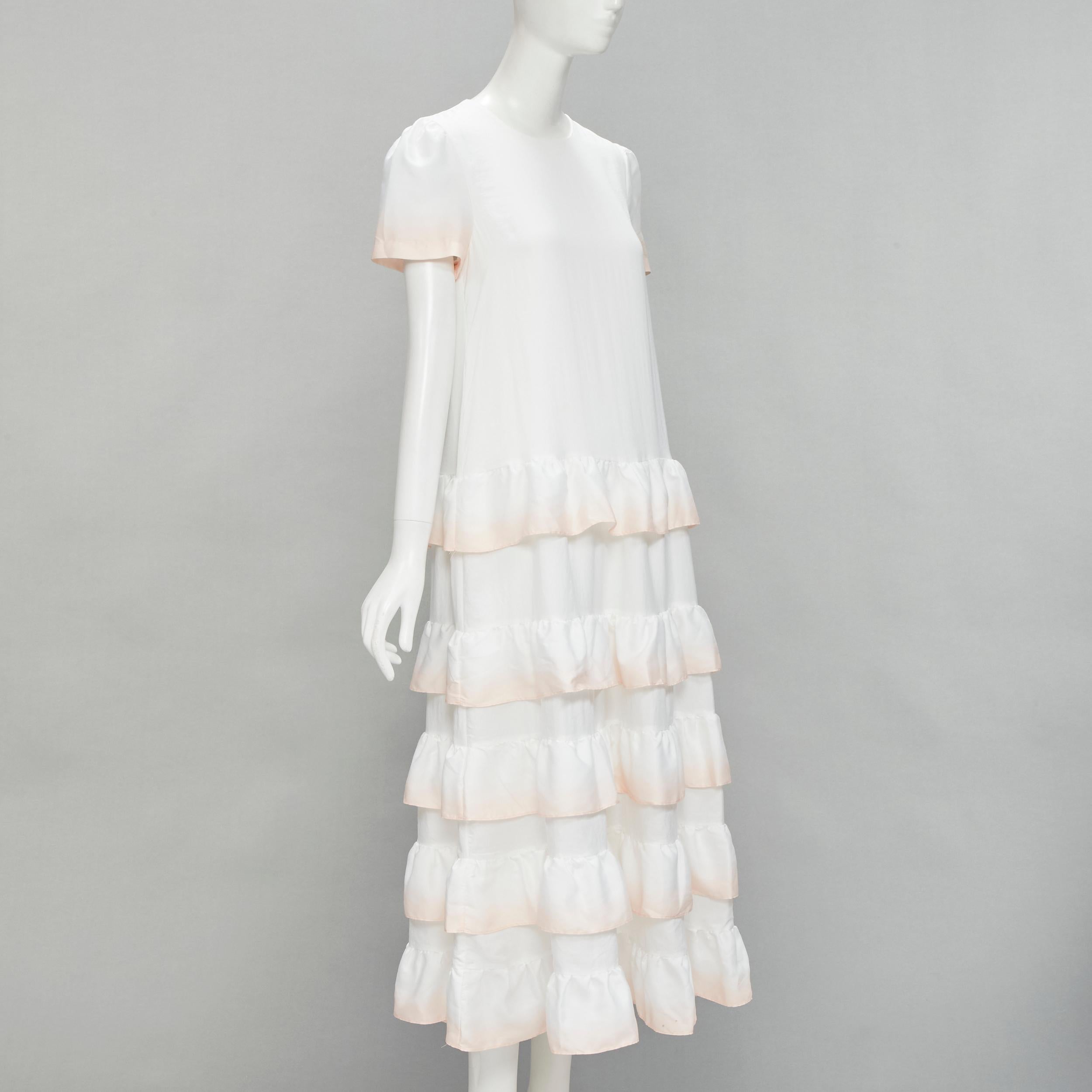 MAJE white pink dip dye ruffle petal tiered midi dress FR38 M
Brand: Maje
Material: Polyester
Color: White
Pattern: Solid
Closure: Keyhole Button
Extra Detail: Light beige/pink dip dye at sleeve and at ruffle petals.
Made in: