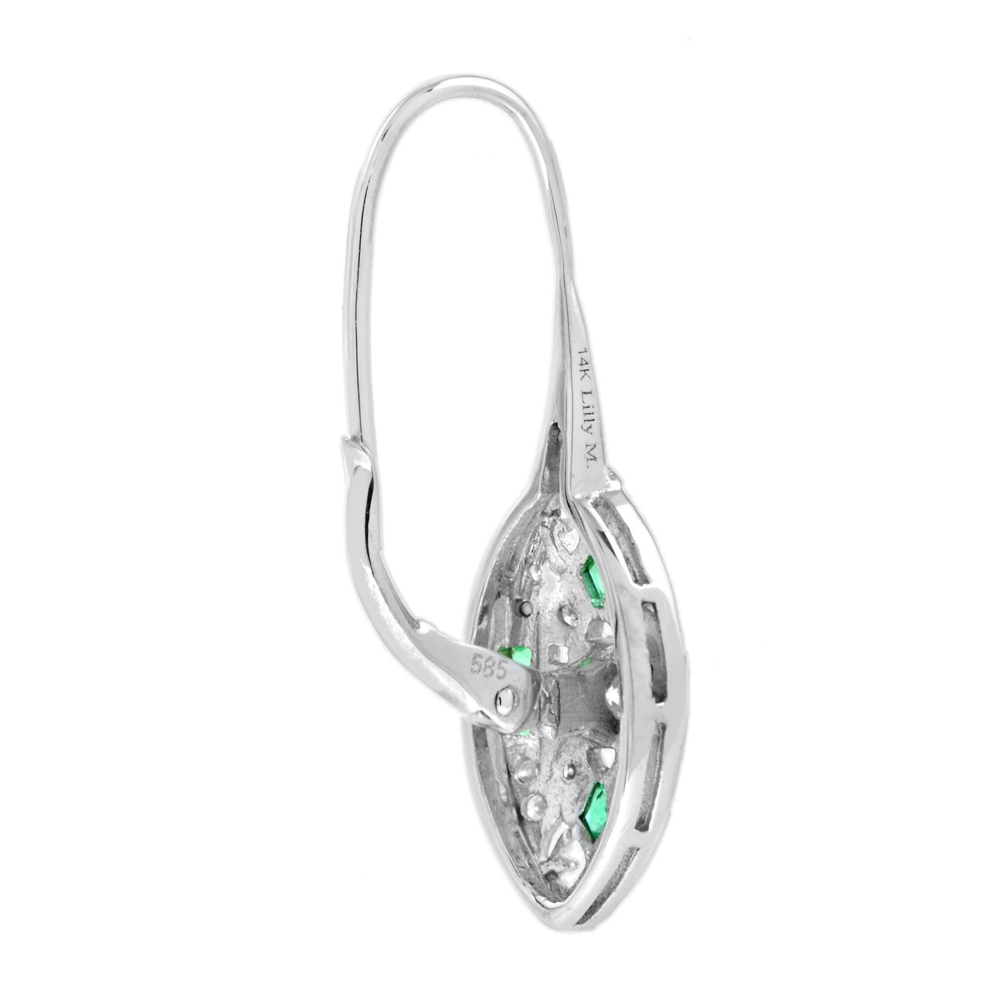Runde Diamant-Ohrringe im Art-Déco-Stil mit Smaragd aus 14 Karat Weißgold im Zustand „Neu“ im Angebot in Bangkok, TH
