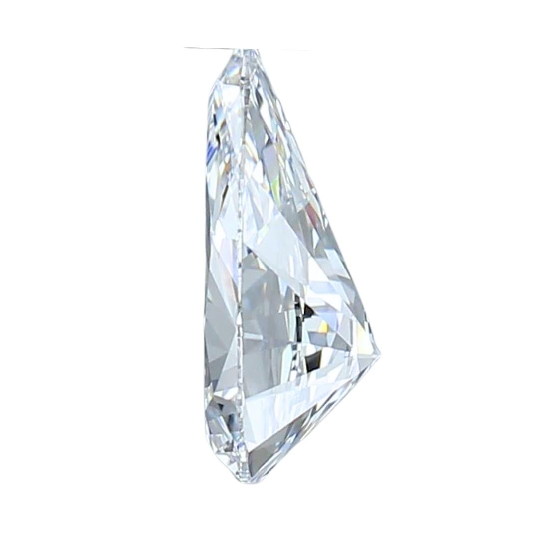 Majestic 0.70ct Ideal Cut Pear-Shaped Diamond - GIA Certified In New Condition For Sale In רמת גן, IL
