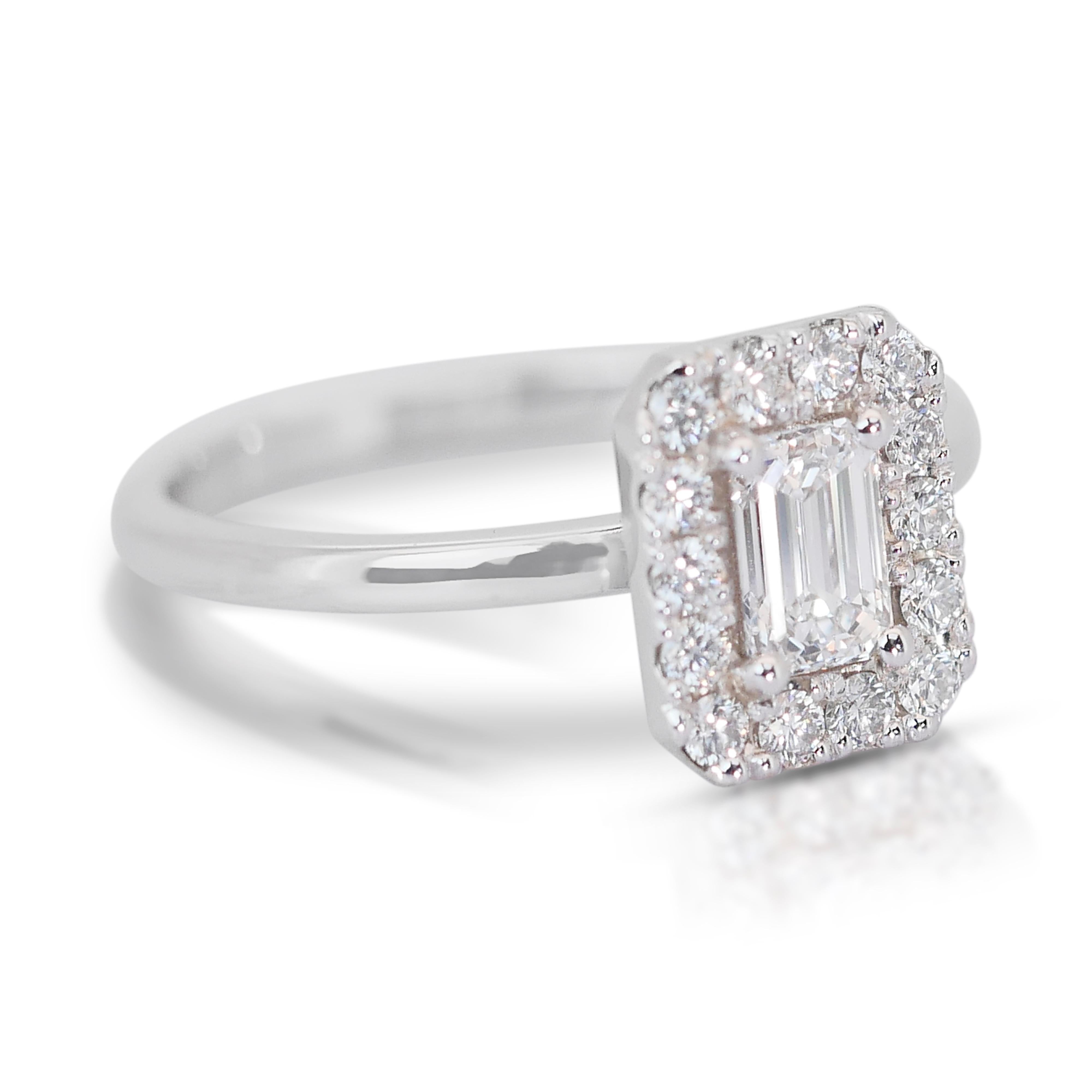 Emerald Cut Majestic 0.75ct Diamonds Halo Ring in  18k White Gold - GIA Certified For Sale