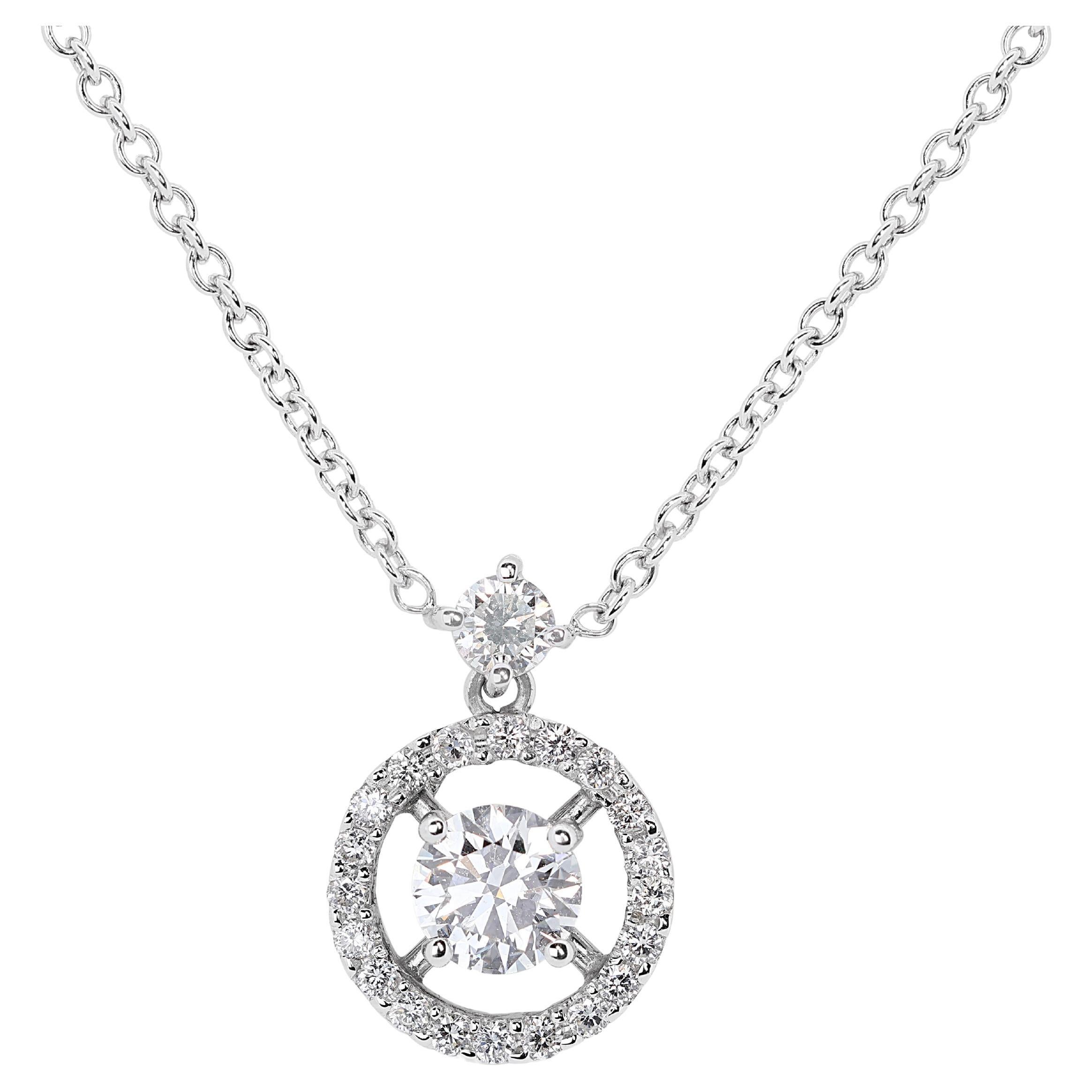 Majestic 0.96ct Diamonds Necklace w/ Pendant in 18K White Gold (Chain Included)  For Sale