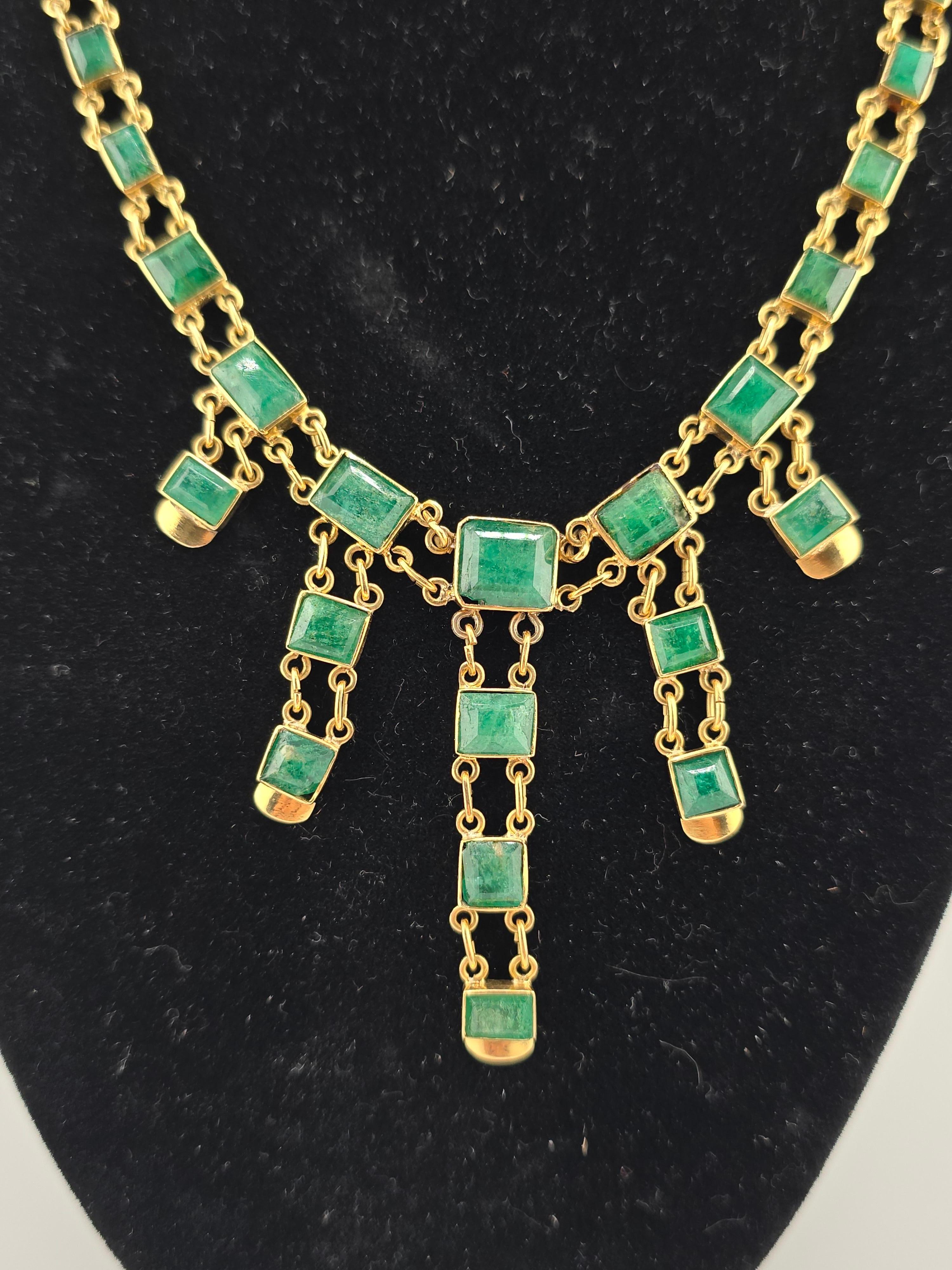 Majestic 14K Yellow Gold & Emerald Necklace 31.74 Grams In Good Condition For Sale In Media, PA