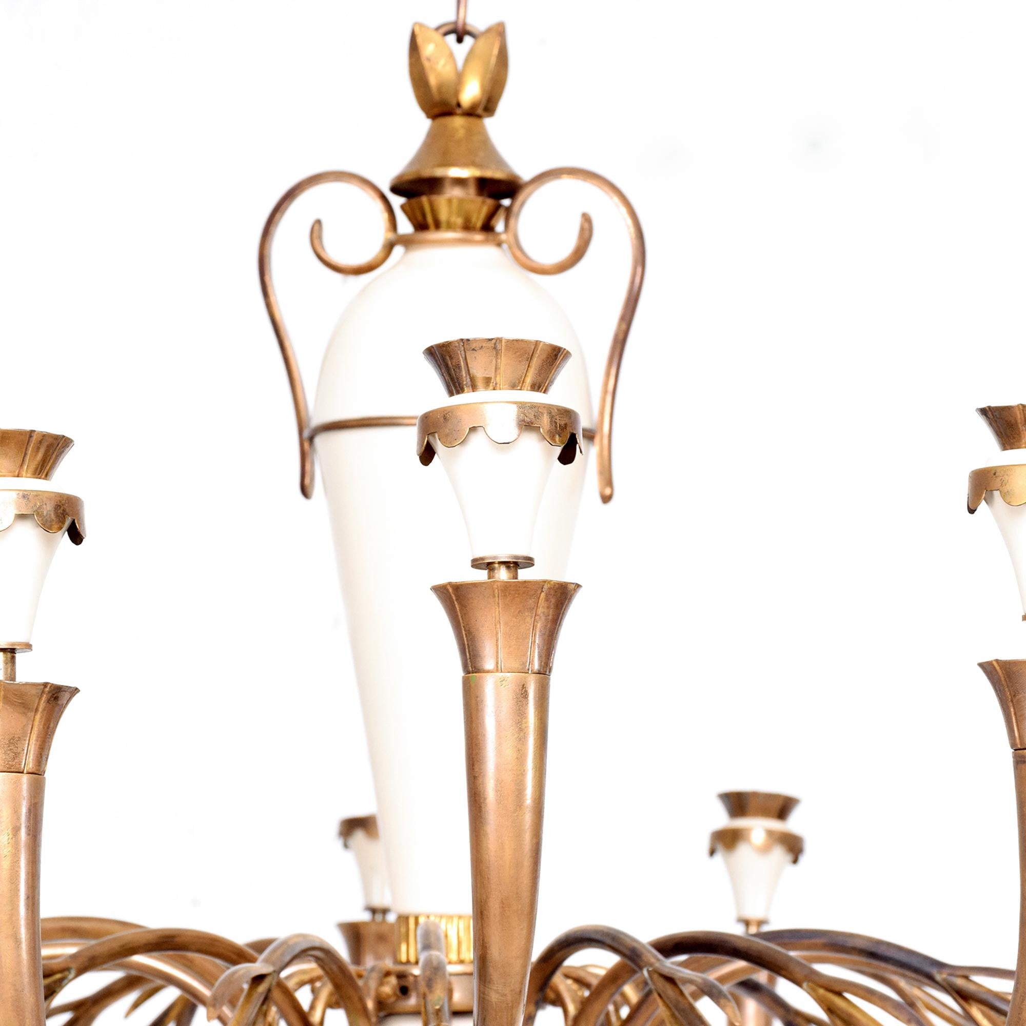 Mid-Century Modern  Chandelier Sixteen Arm Sculptural Brass Scallop Fontana Arte Modern Italy 1950s