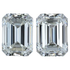 Majestueuse paire de diamants taille idéale de 1,82 carat, certifiés GIA