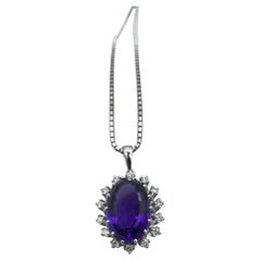Majestic amethyst necklace with diamond