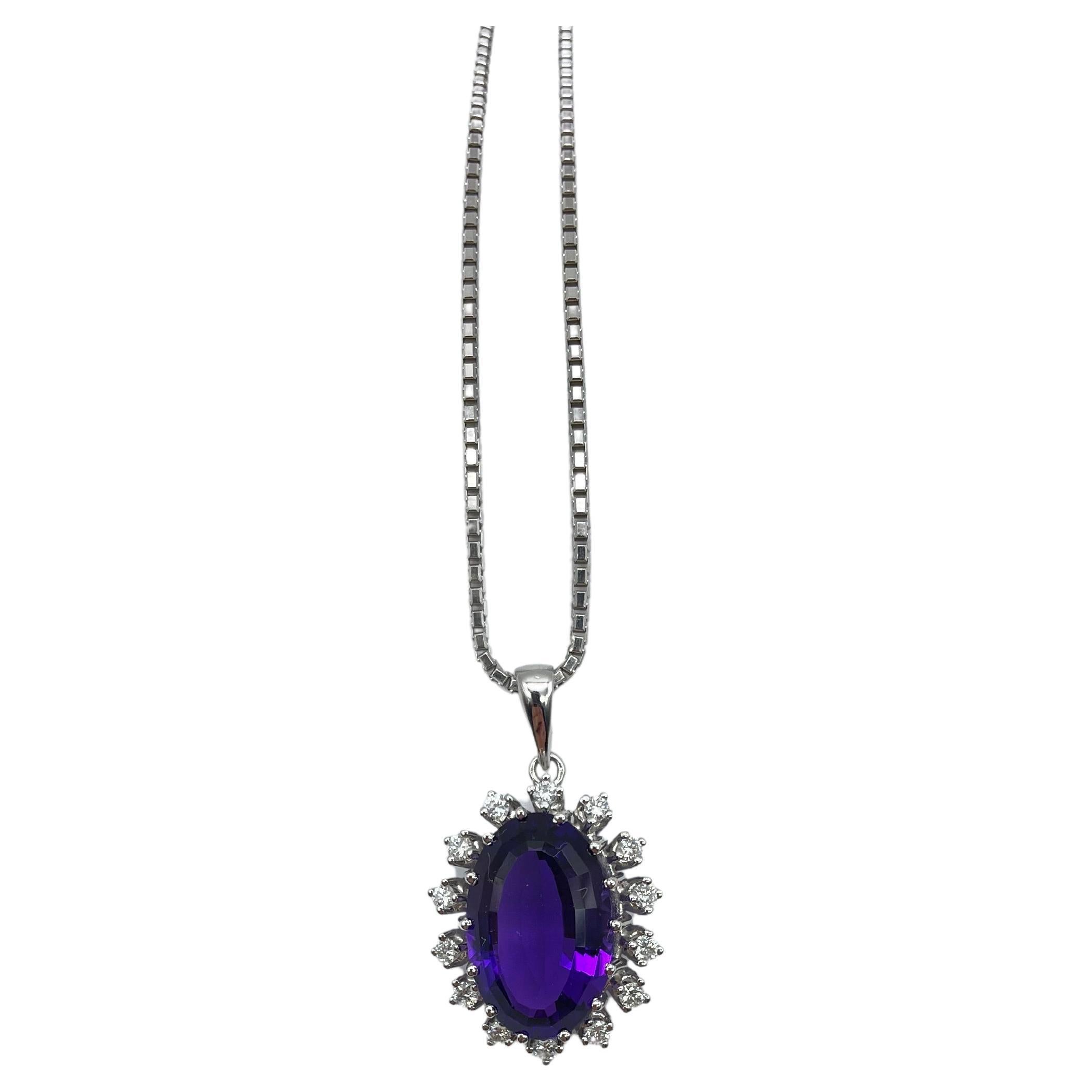 Majestic amethyst necklace with diamond  For Sale