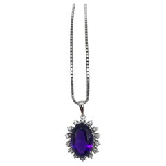 Majestic amethyst necklace with diamond 