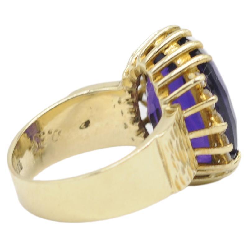 Oval Cut Majestic  amethyst ring with diamond in 14k Gold For Sale