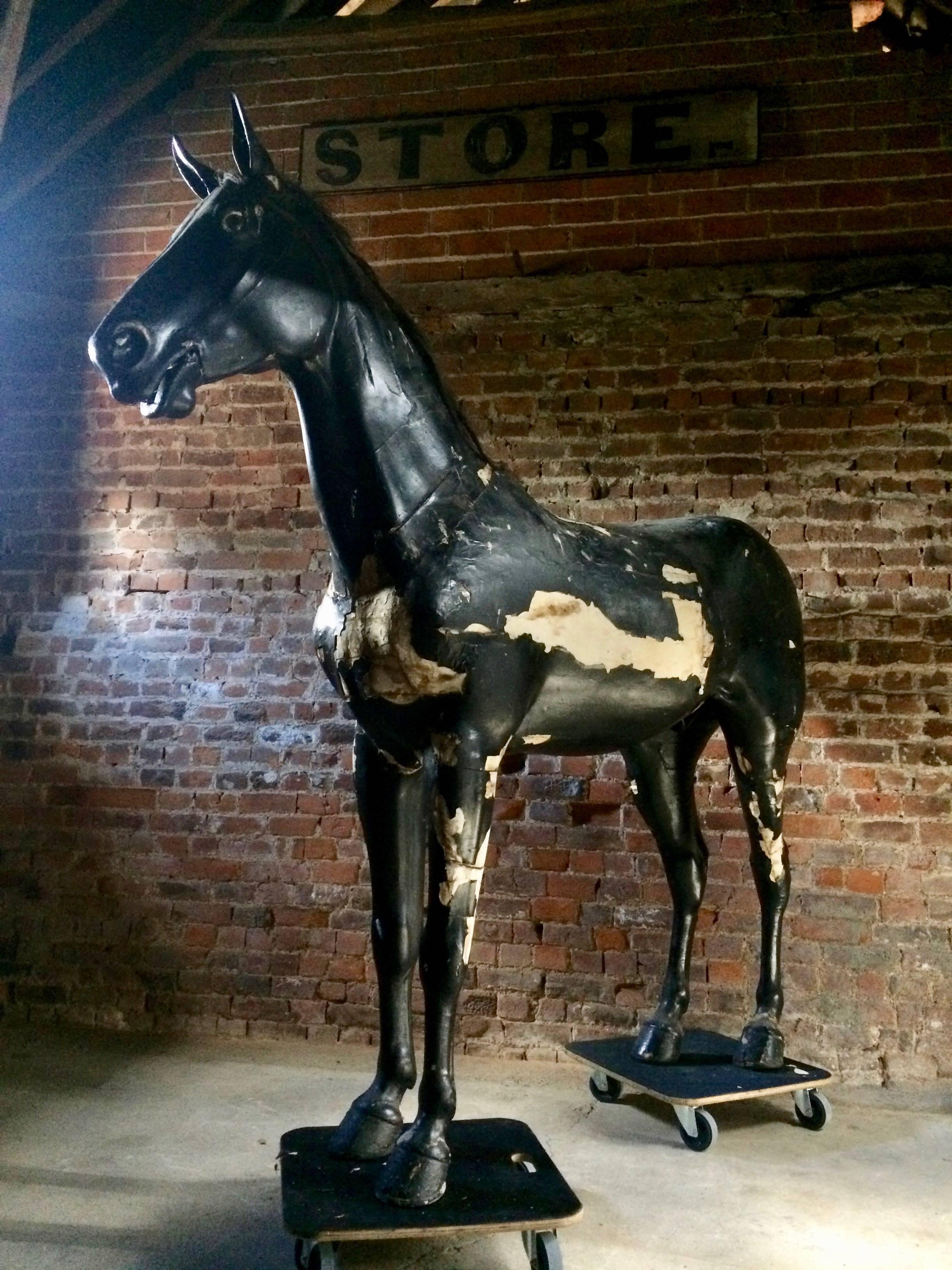 Majestueux étalage de magasin de chevaux grandeur nature équestre 19ème siècle très grand 2