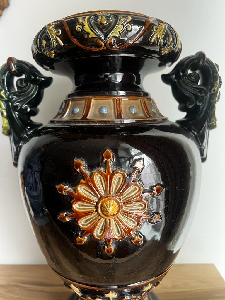 Majestic Antique Majolica Vase/ Urn ca 1900 In Excellent Condition For Sale In Doha, QA