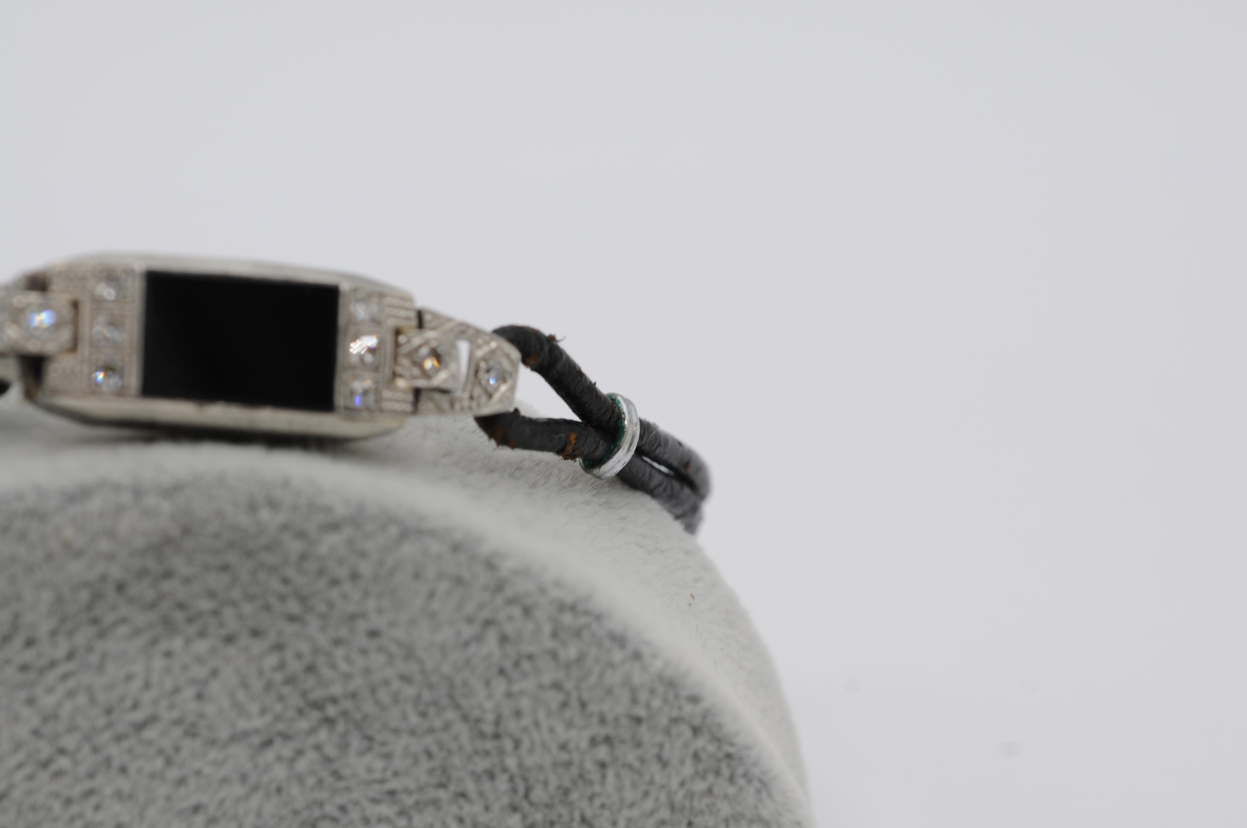 Majestueux bracelet Art déco avec diamants, platine et onyx en vente 3