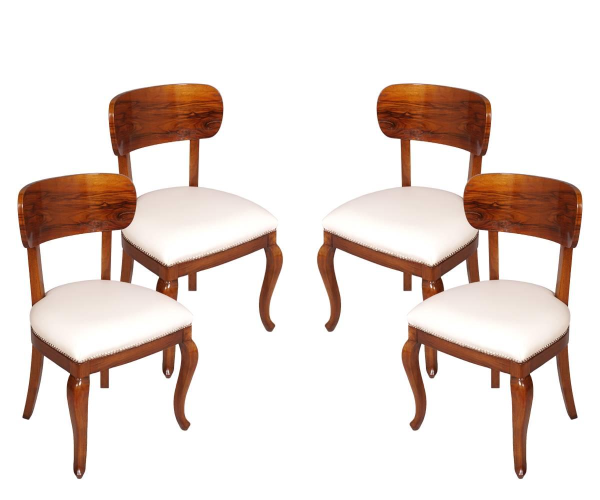 Esszimmer-Set, Sideboards, Tisch und Stühle im Art déco-Stil, Atelier Borsani zugeschrieben im Angebot 9