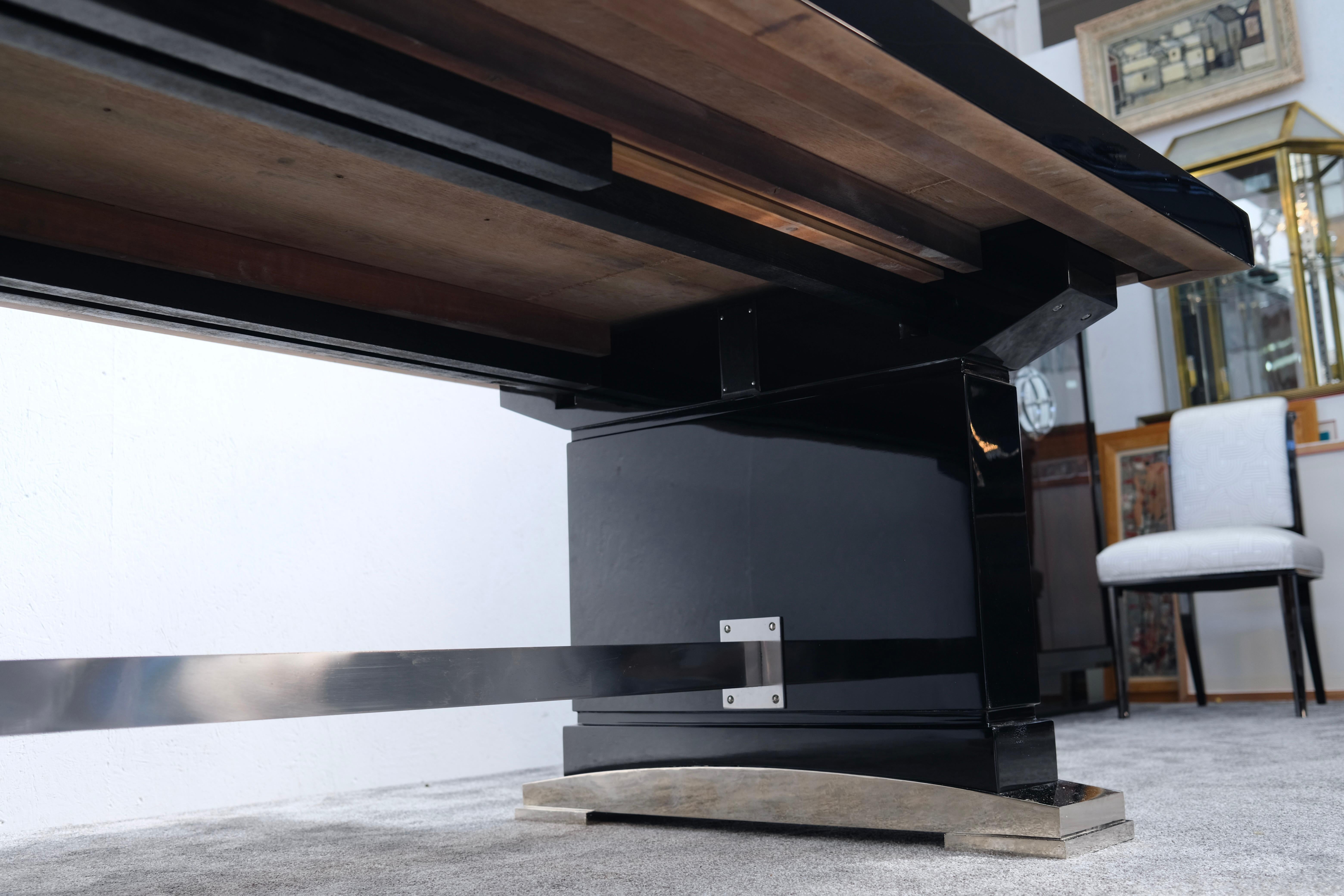 Majestic Table de salle à manger Art Déco en noir brillant et chrome, extensible, années 1930 en vente 2