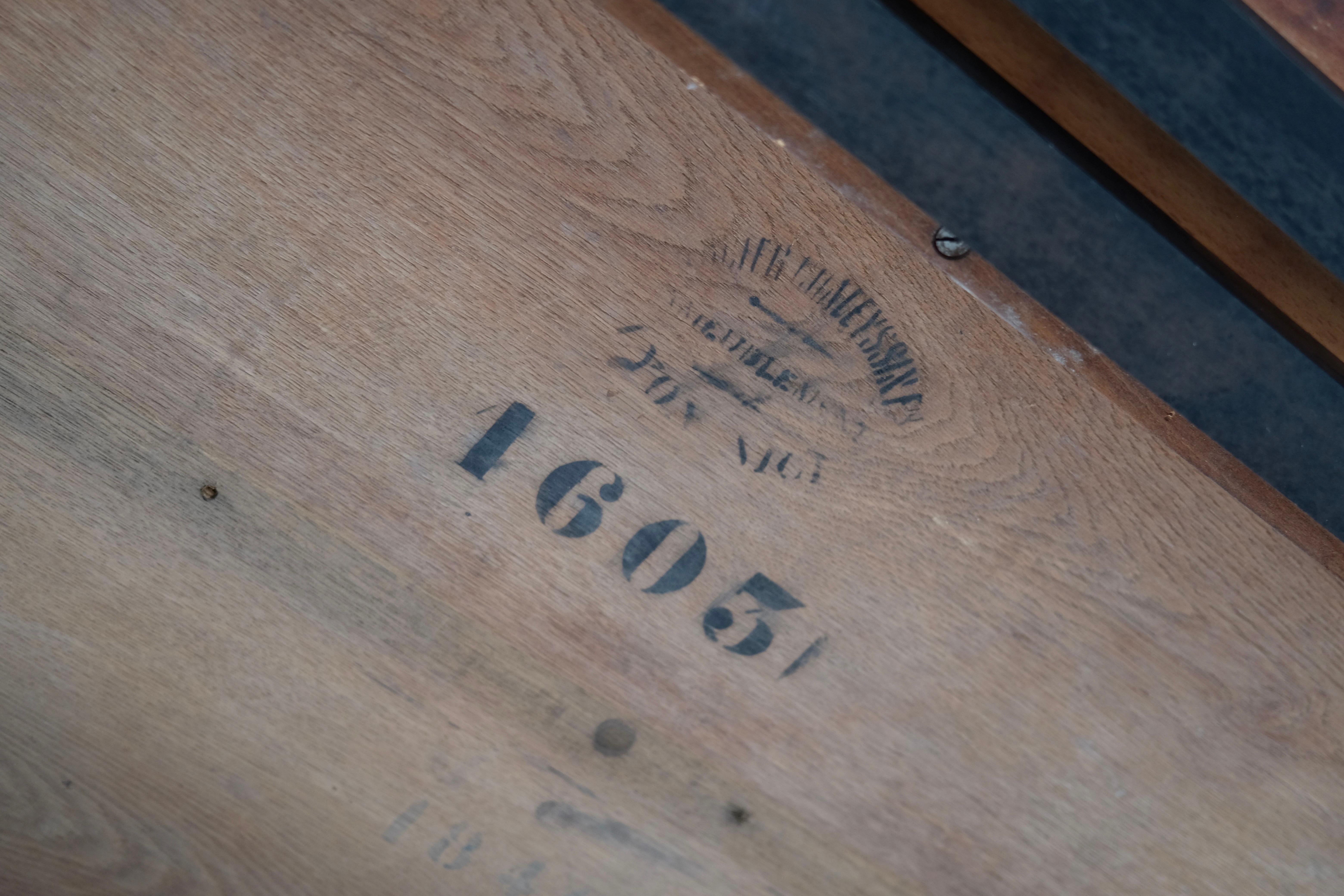 Majestic Table de salle à manger Art Déco en noir brillant et chrome, extensible, années 1930 en vente 1