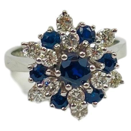 Majestic art deco ring with diamond and sapphire in 18k gold For Sale