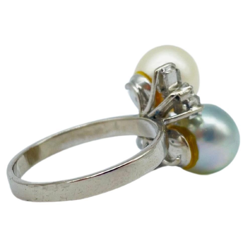 Majestic Baguette Diamond Perls Ring For Sale 2