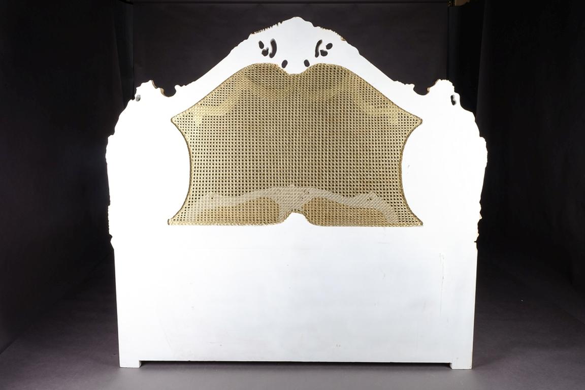 Majestic Baroque Bed in the Style of Louis XVI For Sale 11