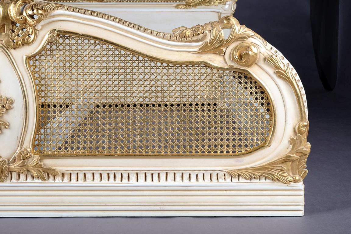 French Majestic Baroque Bed in the Style of Louis XVI For Sale