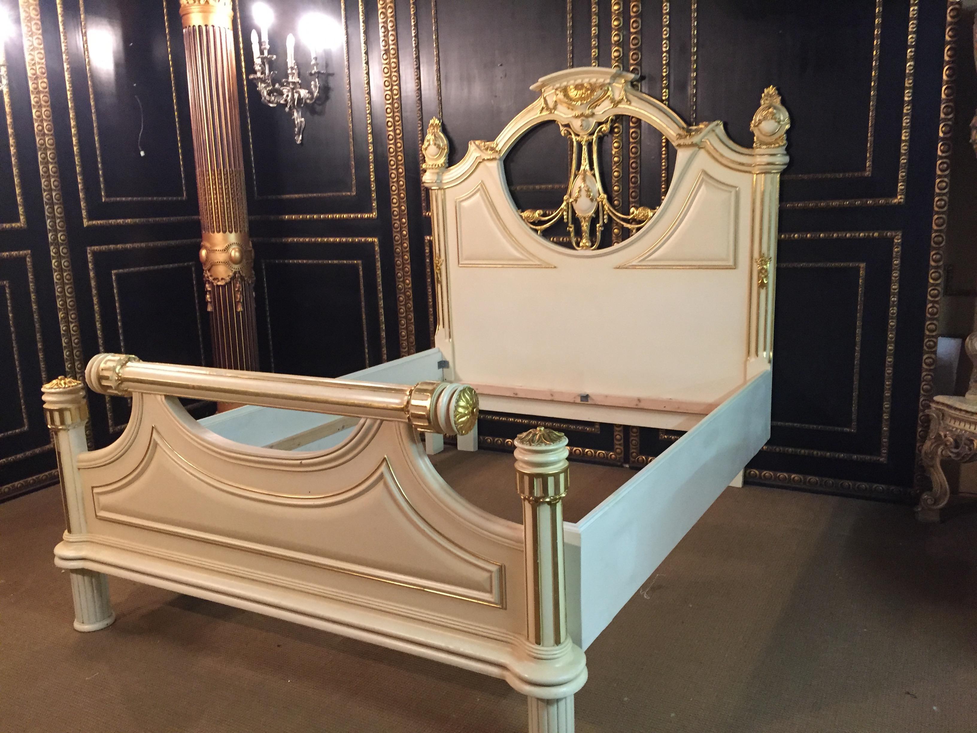 Hand-Carved Majestic Baroque Bed in the antique  Style of Louis XVI beech hand carved For Sale