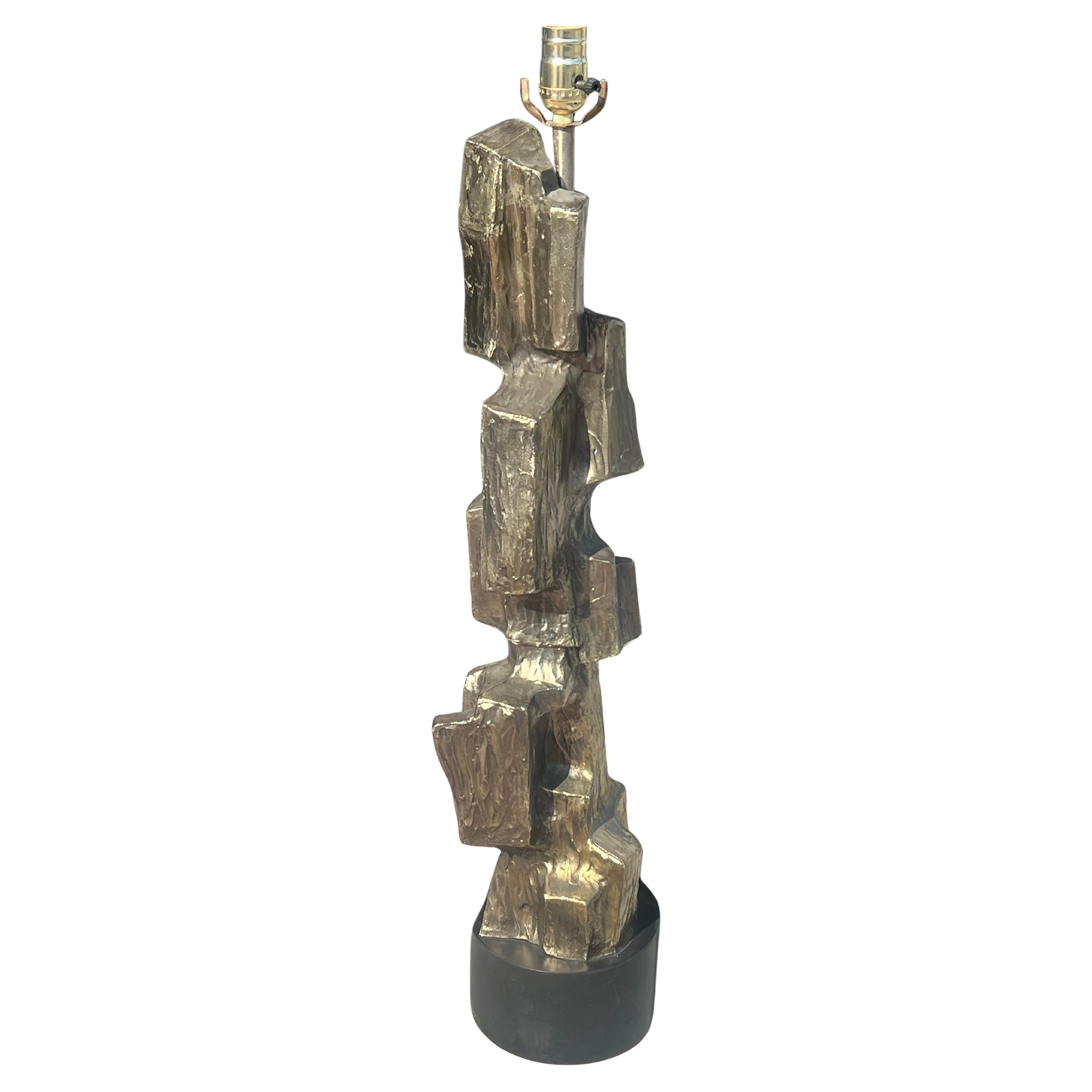 Majestic Brutalist Tall Lamp By Laurel Lighting 1970's in Bronze Finish In Excellent Condition For Sale In San Diego, CA