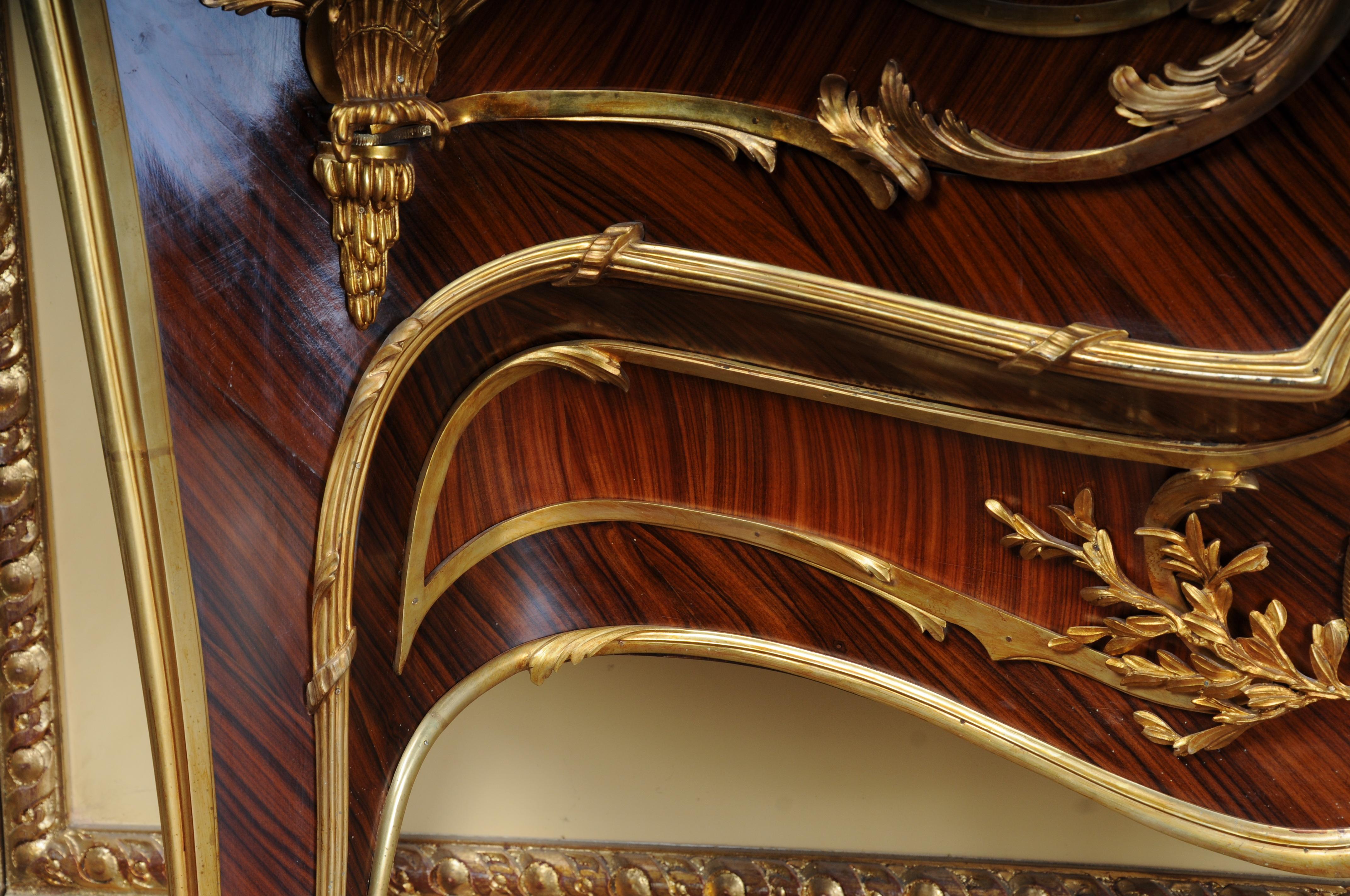 Majestic chest of drawers designed by Francois Linke & Leon Massagé, Paris For Sale 9