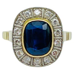 Vintage Majestic Dark Blue Sapphire/Diamond Ring 