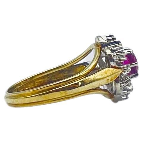 majestic diamond ring with Rubelite in 14k gold In Good Condition For Sale In Berlin, BE