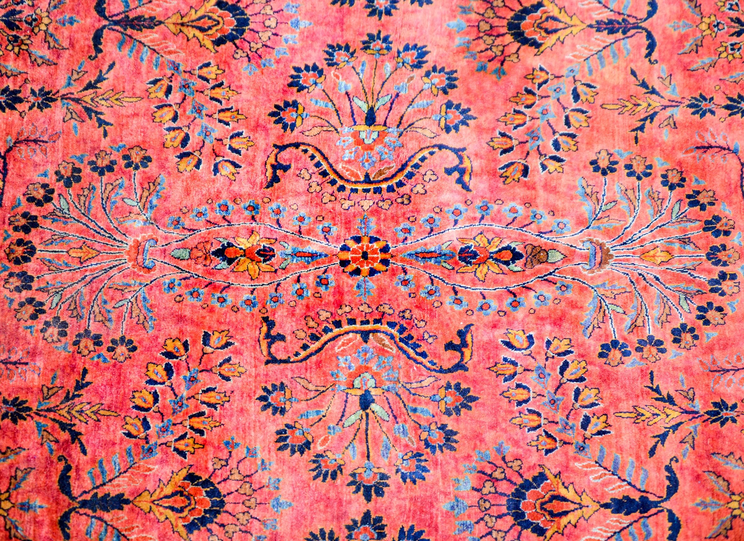 Vegetable Dyed Majestic Early 20th Century Sarouk Mohajeran Rug For Sale