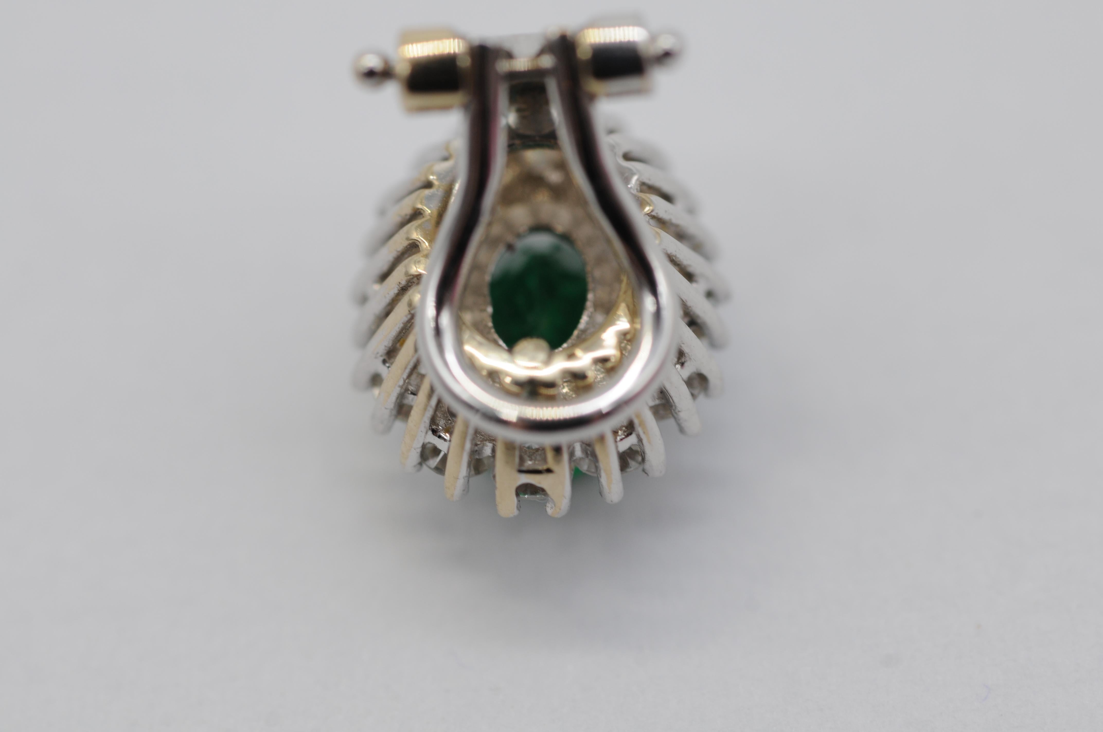 Majestic Emerald diamond earring (clip) in 18k white gold For Sale 10