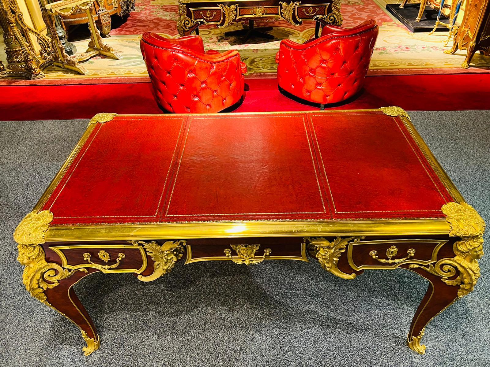 Majestueux bureau plat français ancien d'André C. Boulle en bronze en vente 9