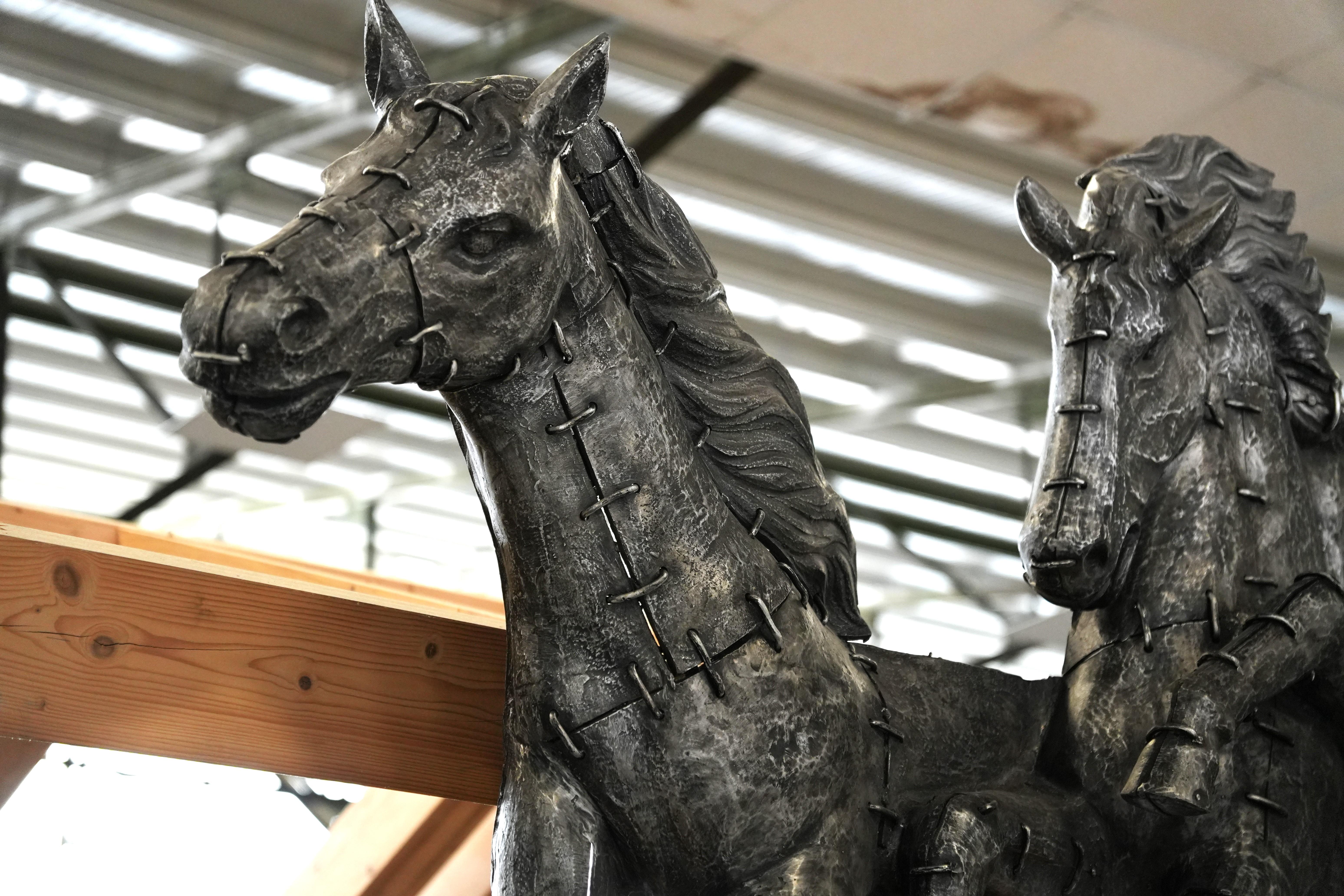 Italian Majestic Galloping Horses Wall Sculpture - Burnished Cast Aluminum Statement Pie For Sale