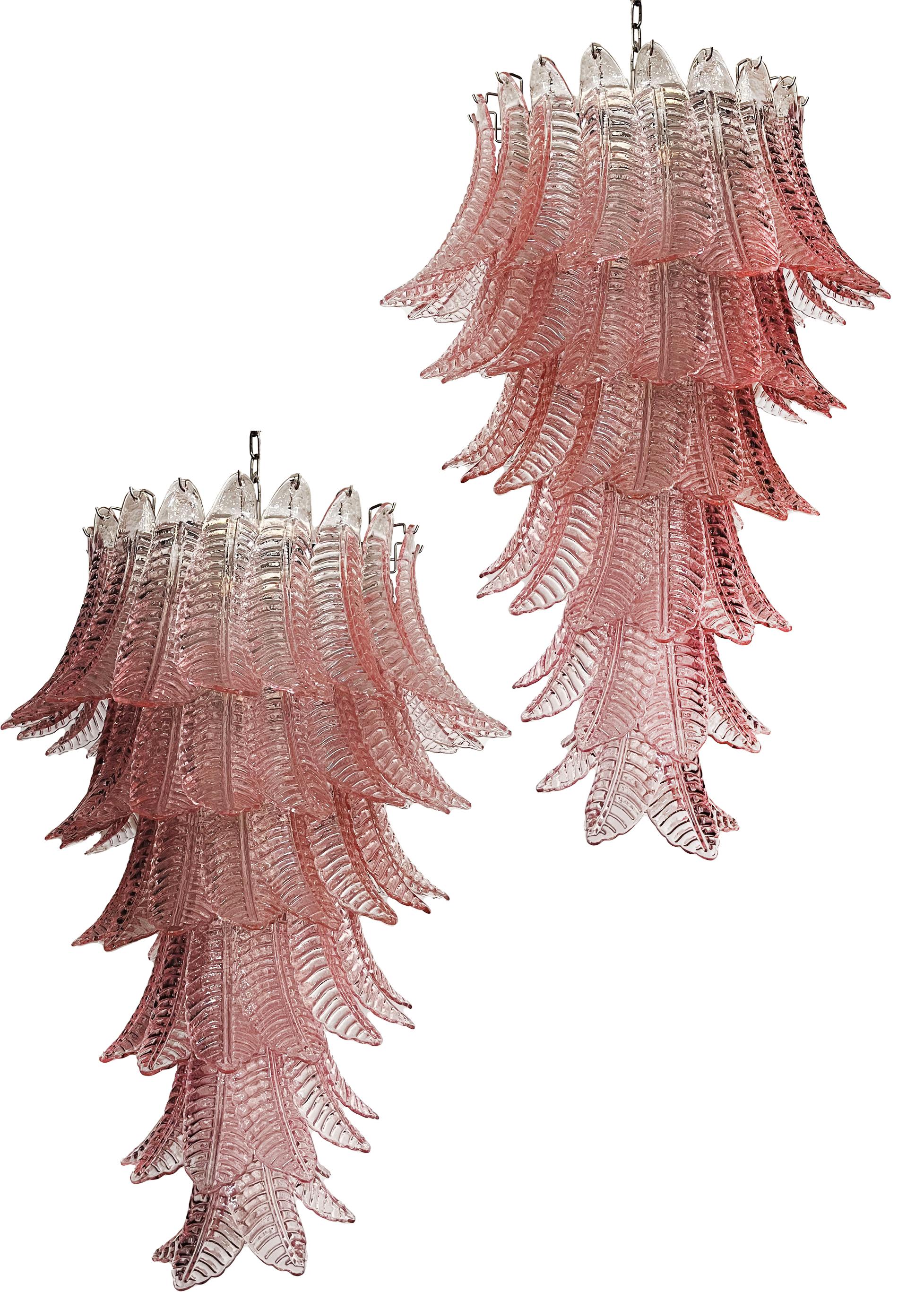 Beautiful and huge Italian Murano Chandelier composed of 83 splendid pink glasses that give a very elegant look. The glasses of this chandelier are real works of art. The glasses descend with a spiral shape.
Dimensions: 71,70 inches (185 cm) height