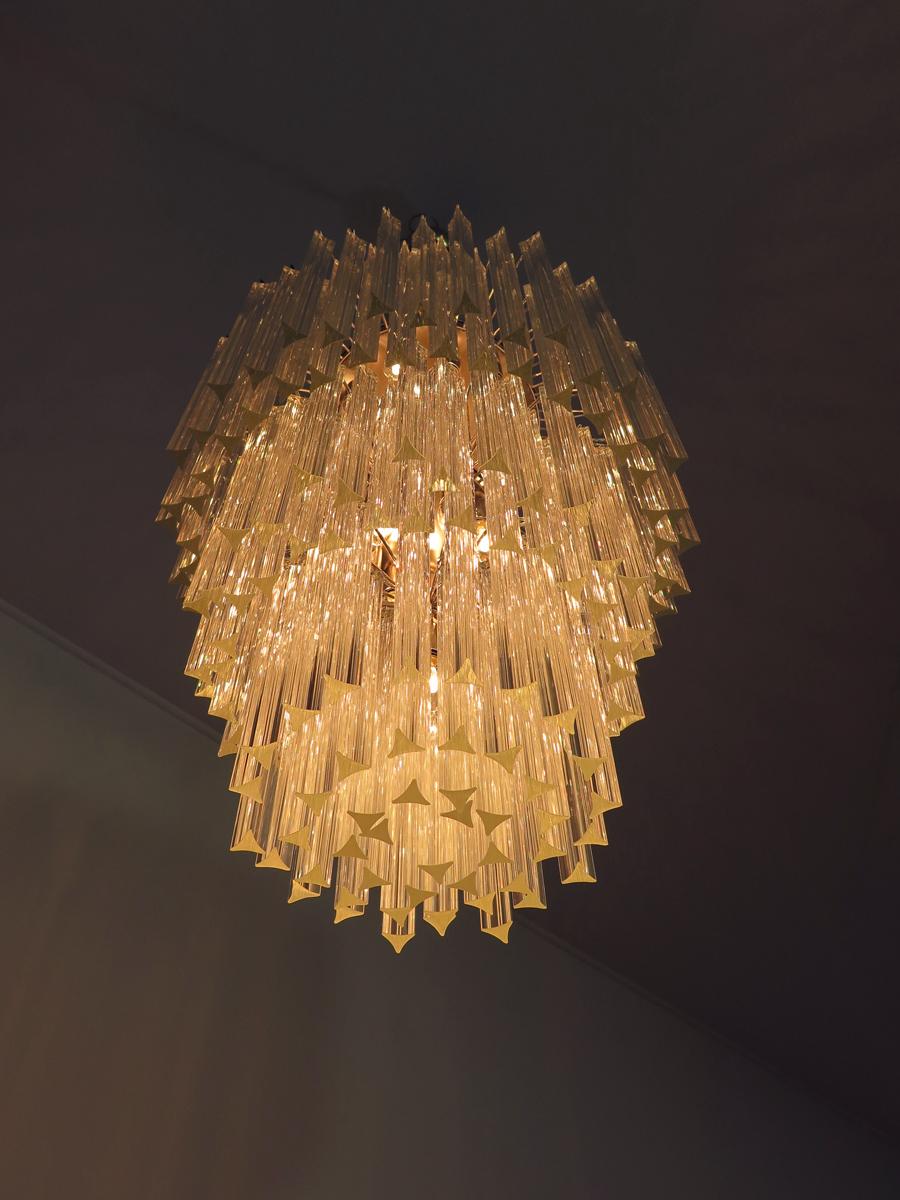 Majestic Italian Pair of Triedri Chandeliers, 184 Prism, Murano In Excellent Condition For Sale In Budapest, HU