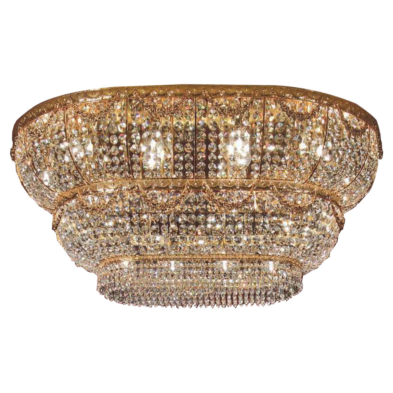 Majestätische italienische Villa-Deckenleuchte aus 24-karätigem Goldblech mit transparenten Kristallen im Angebot