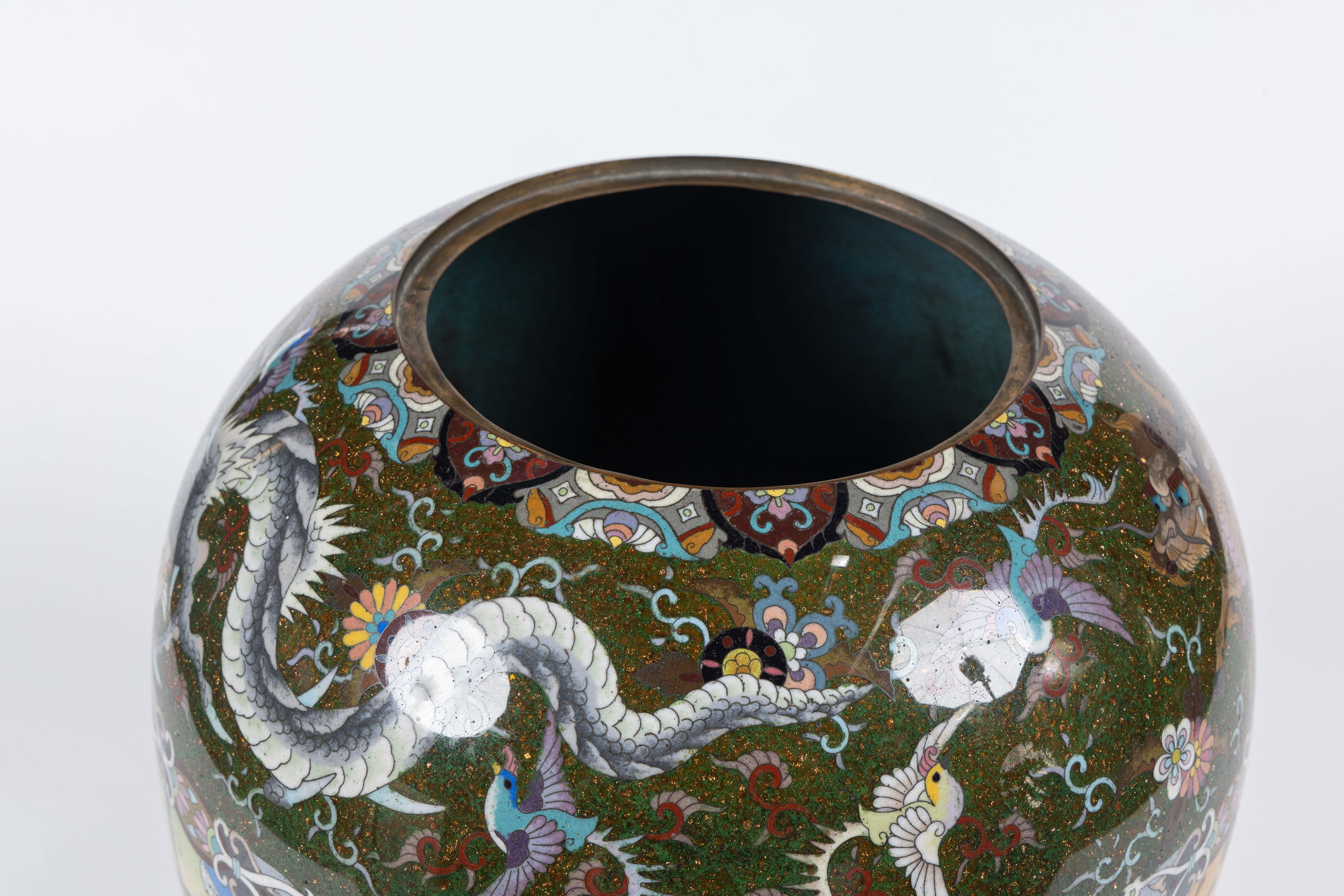 Majestic Japanese Cloisonne Enamel Covered Jar with Dragons, Theater Characters  For Sale 13