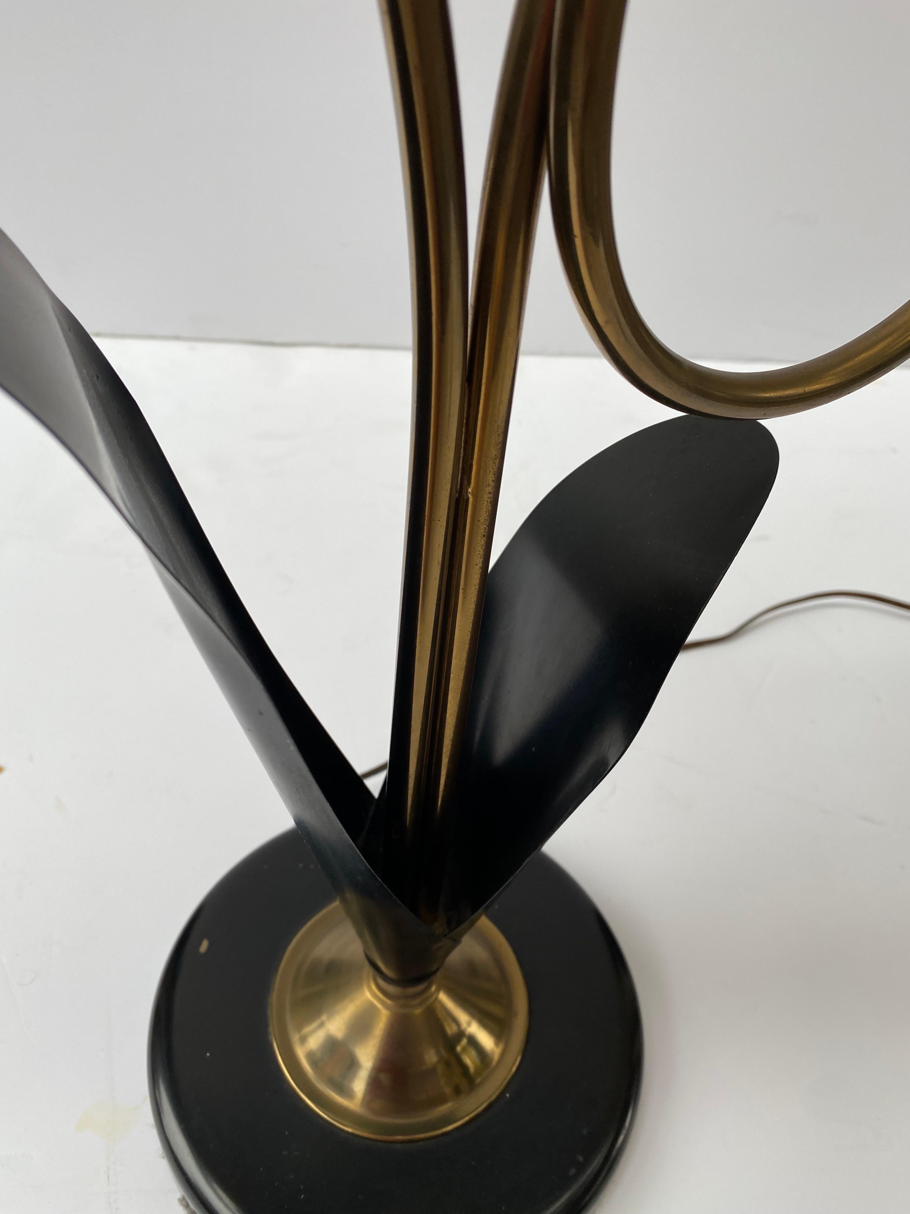 Majestic Lamp Company 50’s Table Lamp with 2 fiberglass shades at 1stDibs