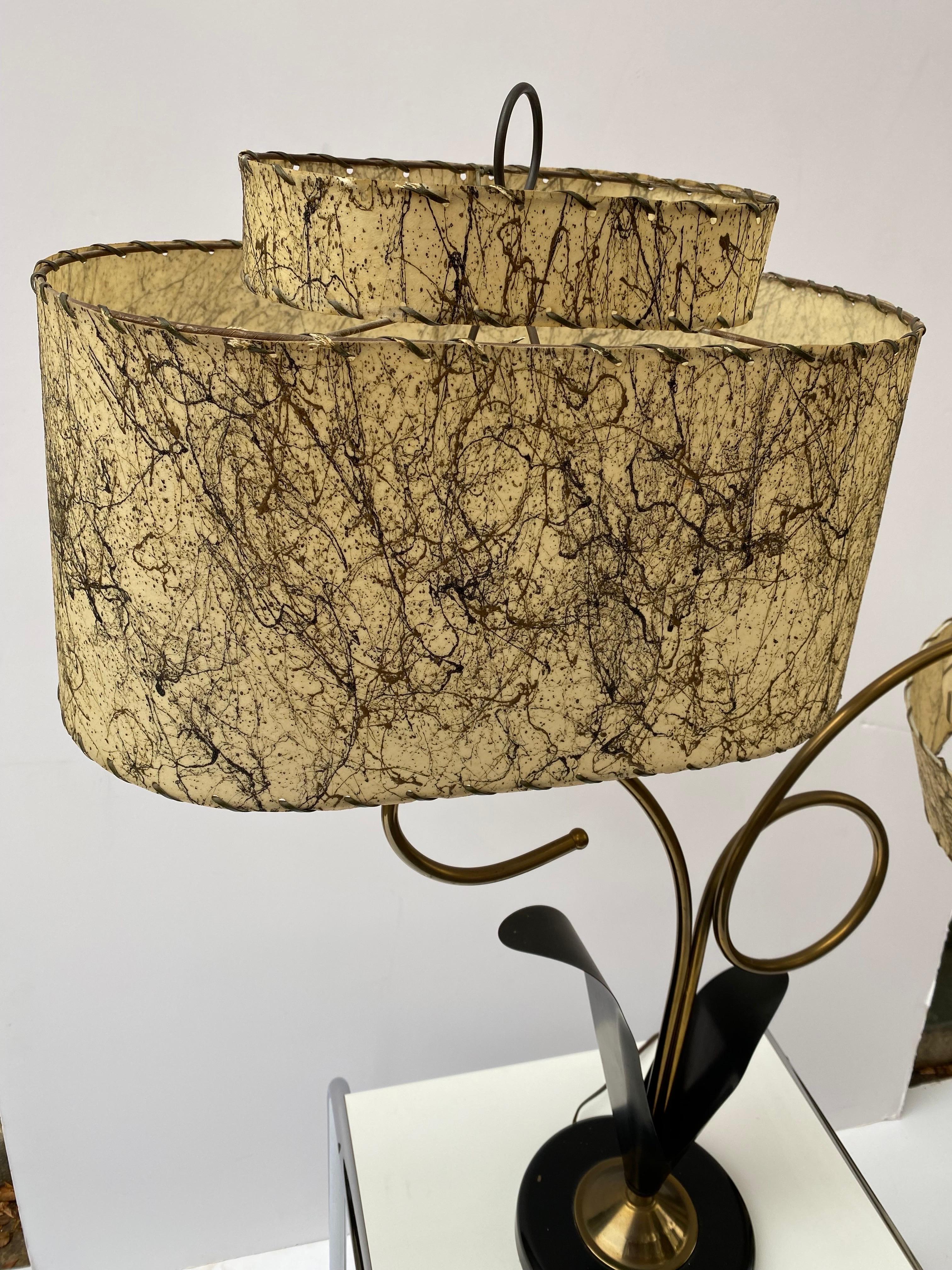 Majestic Lamp Company 50’s Table Lamp with 2 fiberglass shades at 1stDibs