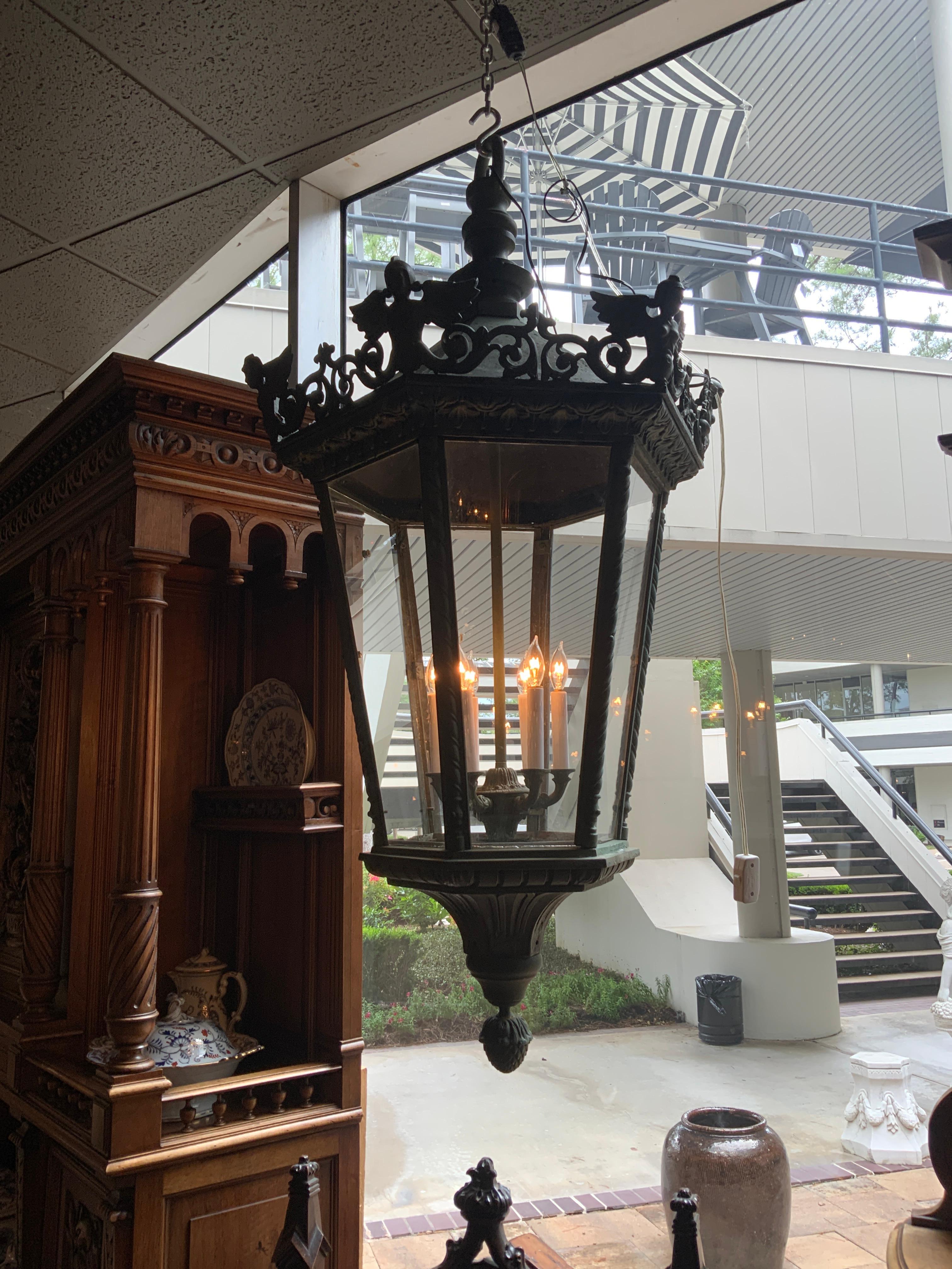 Bronze Majestic large bronze lantern with six lights For Sale