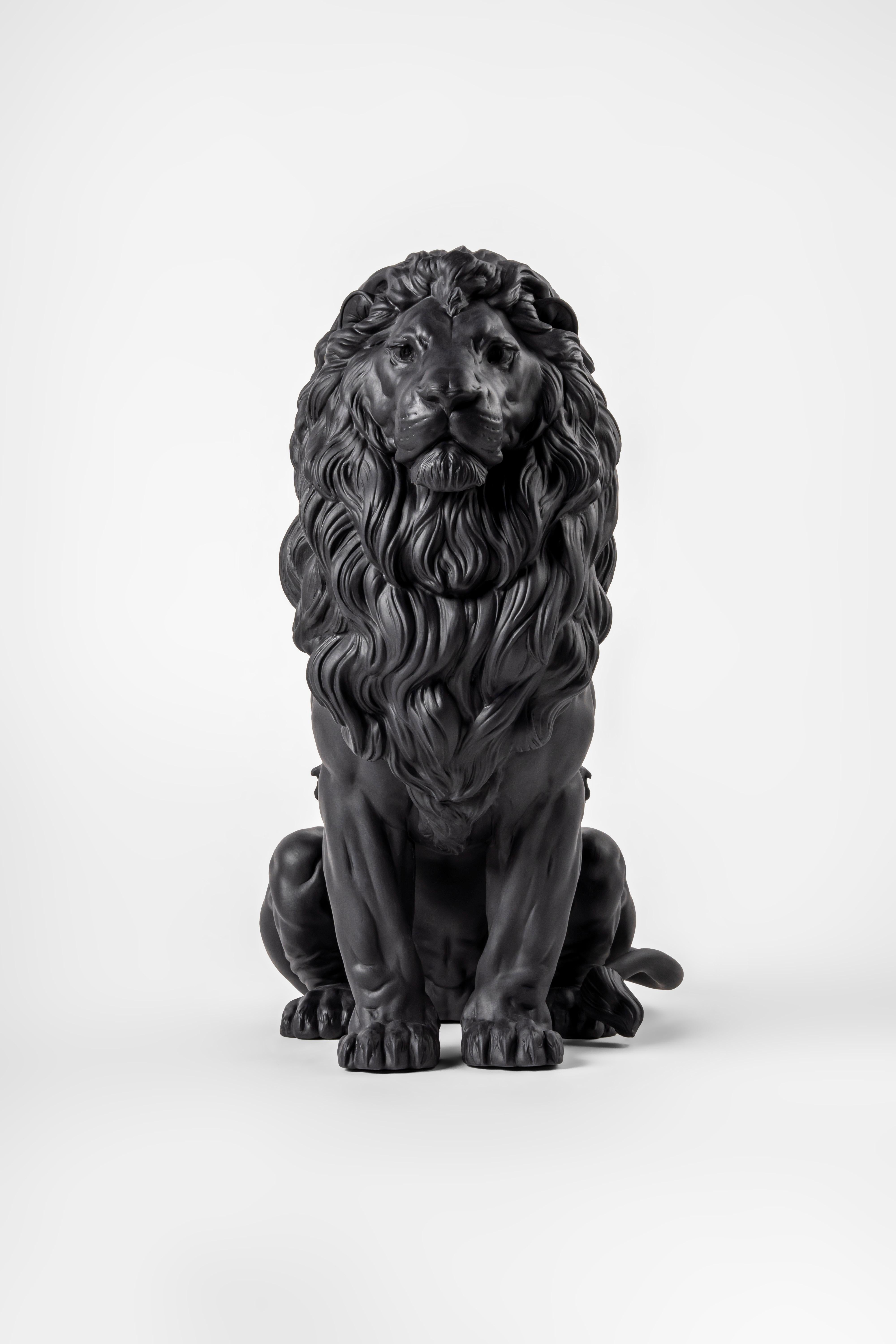 XXI secolo e contemporaneo Scultura di leone Majestic in vendita