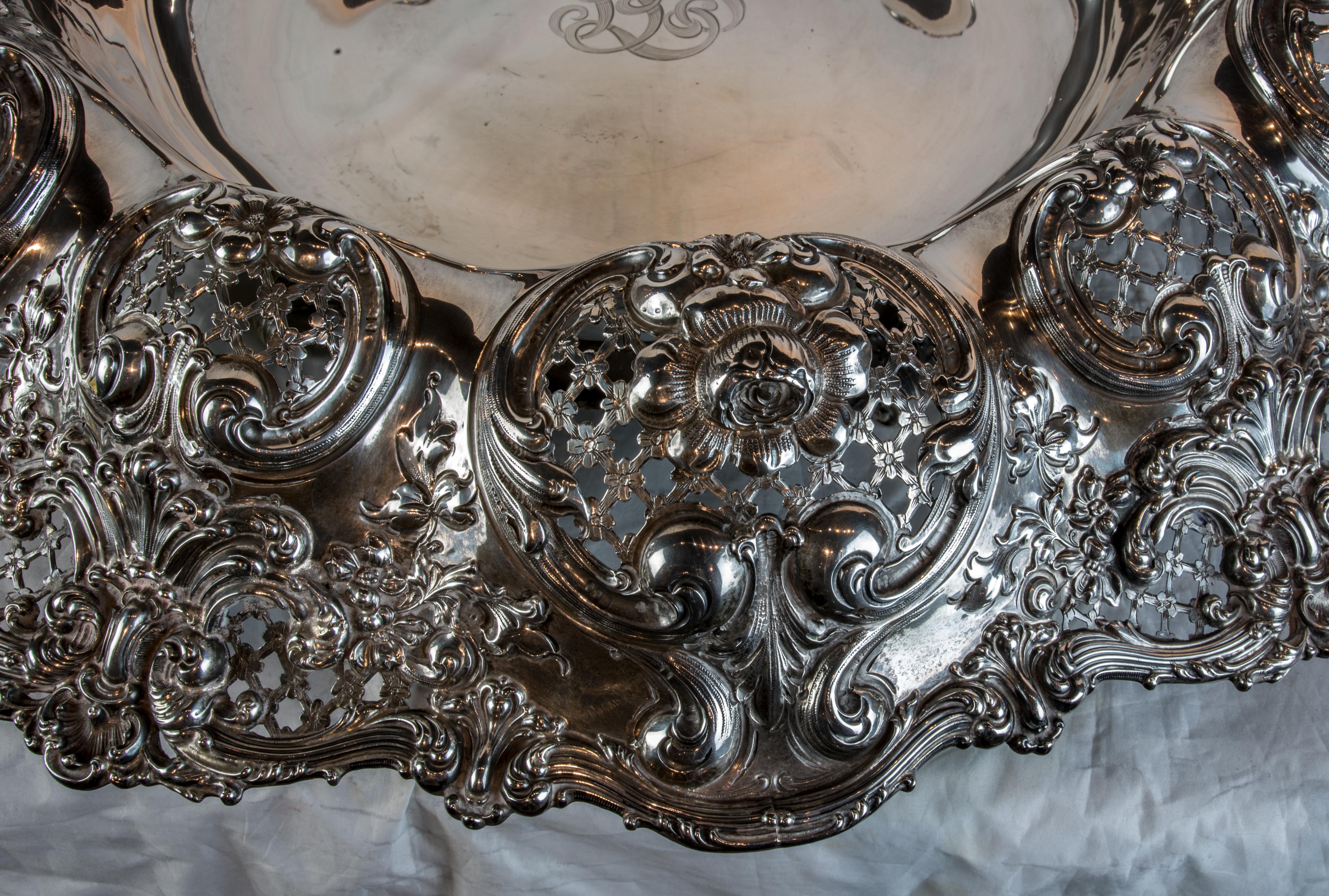 19th Century Majestic Ludwig, Redlich & Co. Sterling Silver Centerpiece Bowl, Circa 1890s For Sale
