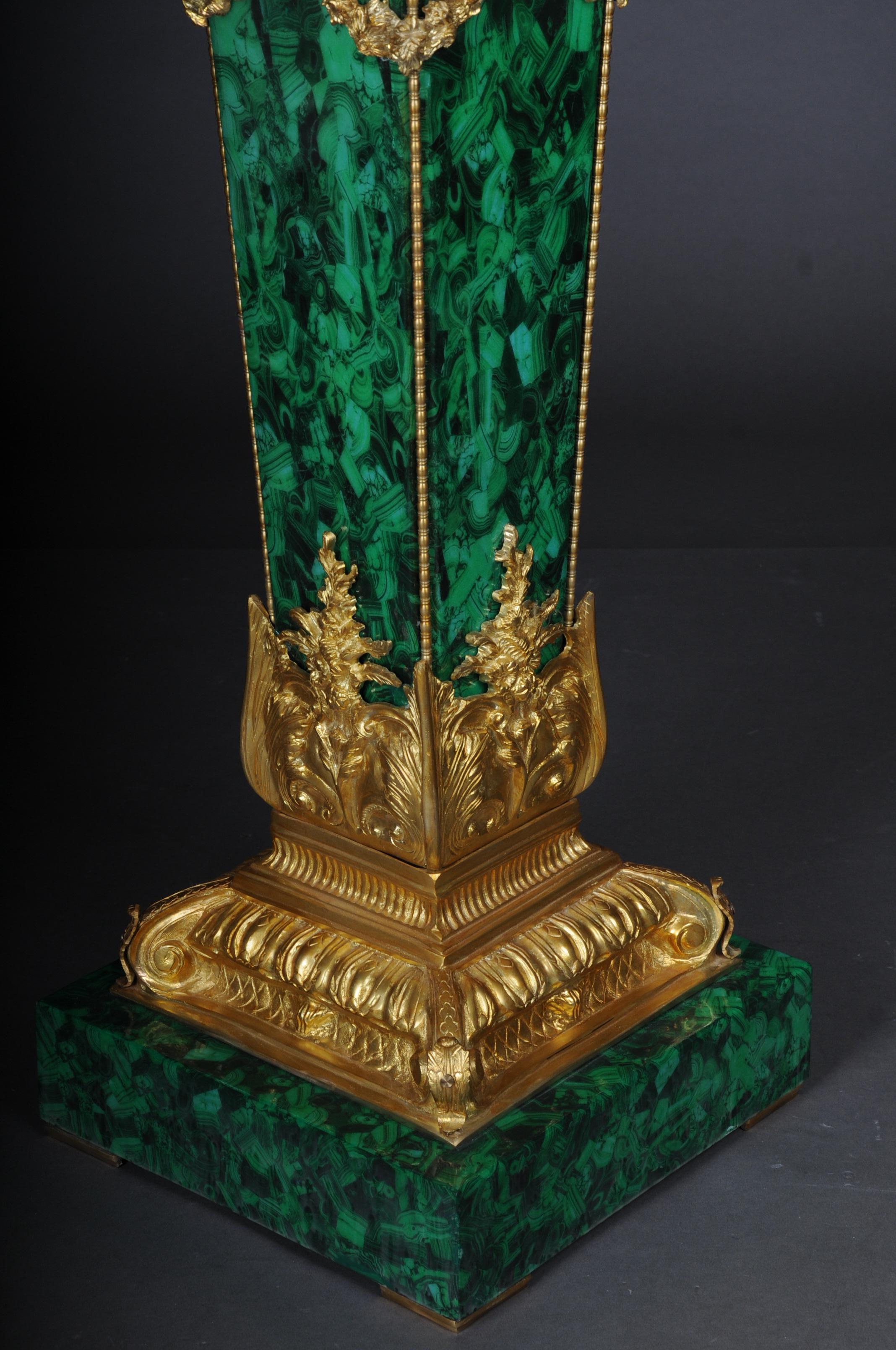 Majestätische Marmorsäule mit Malachitbronze, Napoleon III.-Stil (Messing) im Angebot