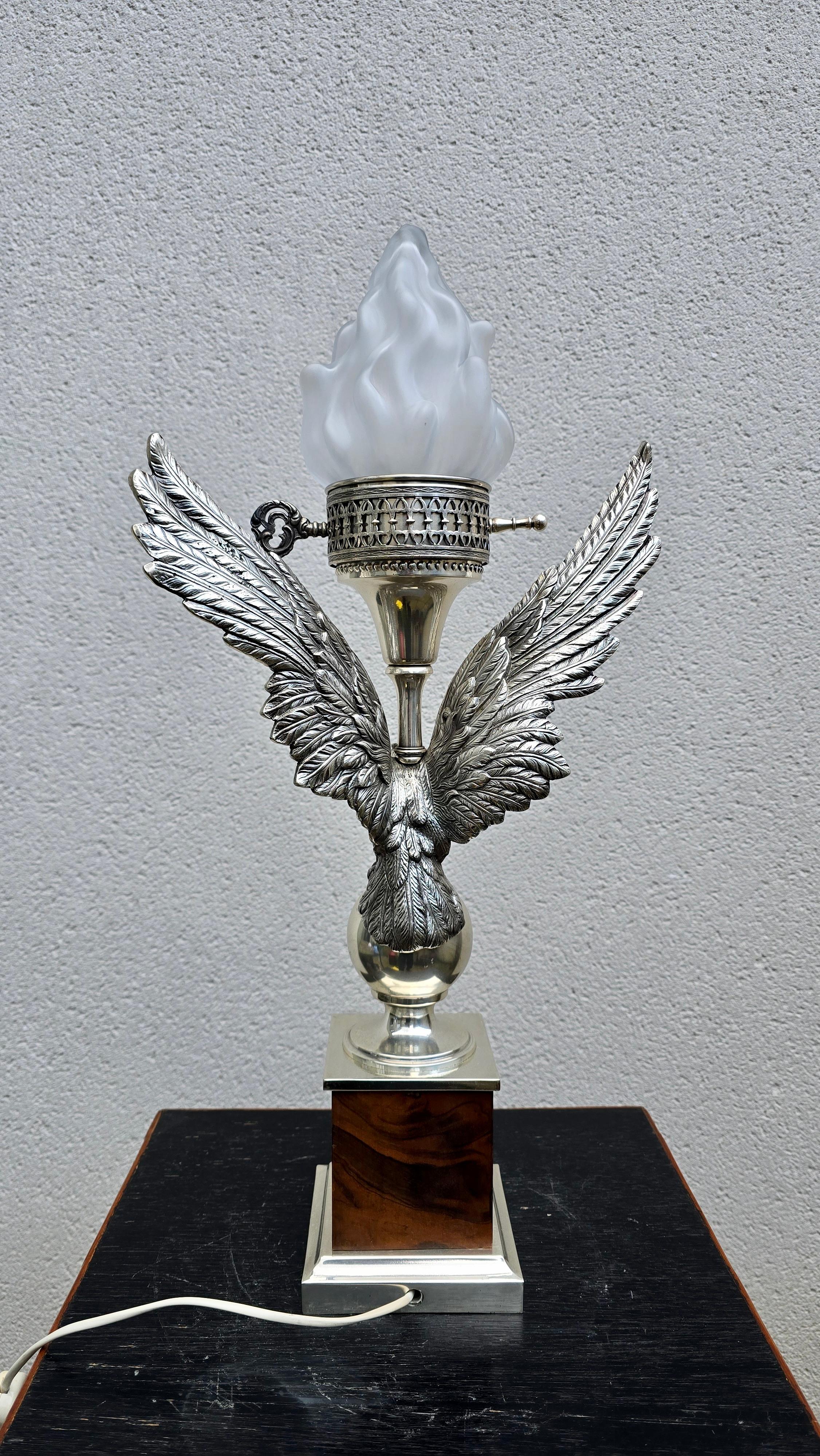 Majestic Lampe de table aigle, moderne du milieu du siècle, italienne en vente 1