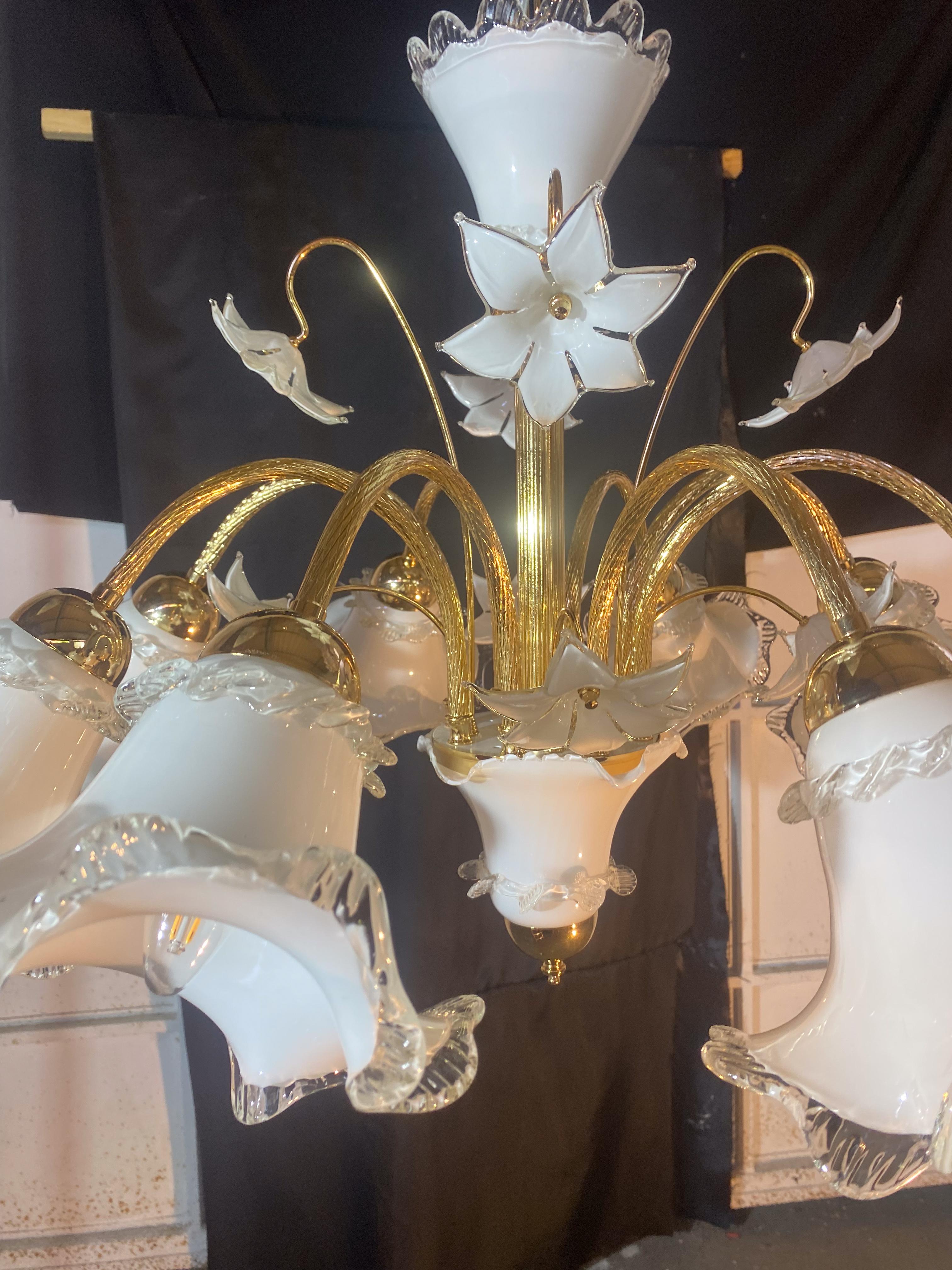Majestic Murano Chandelier, 8 Arms, New Bath Gold, 1980s For Sale 4