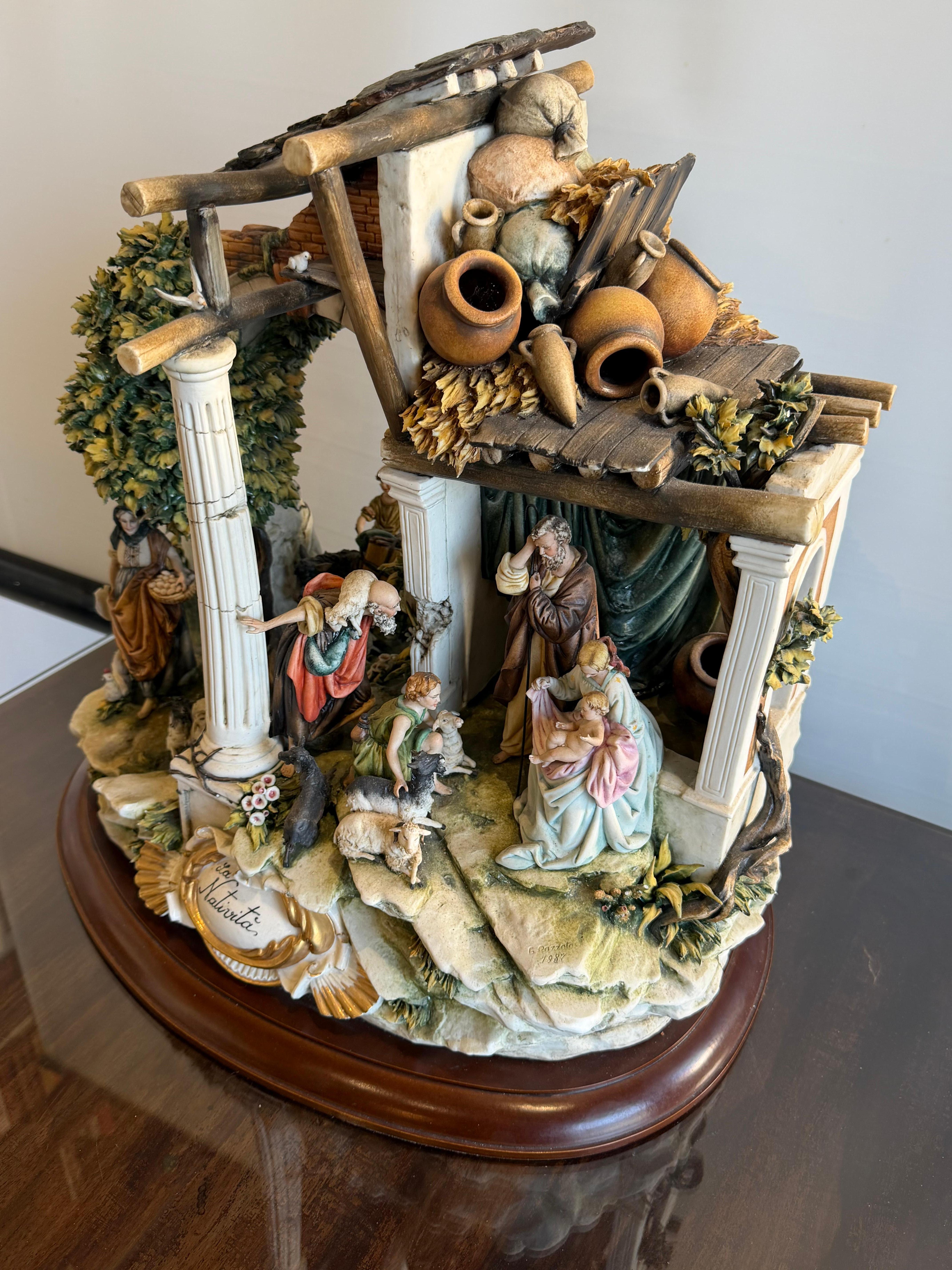 Porcelaine Nativité Majestic, porcelaine de Capodimonte, pièce numérotée 383 sur 500, années 1990 en vente
