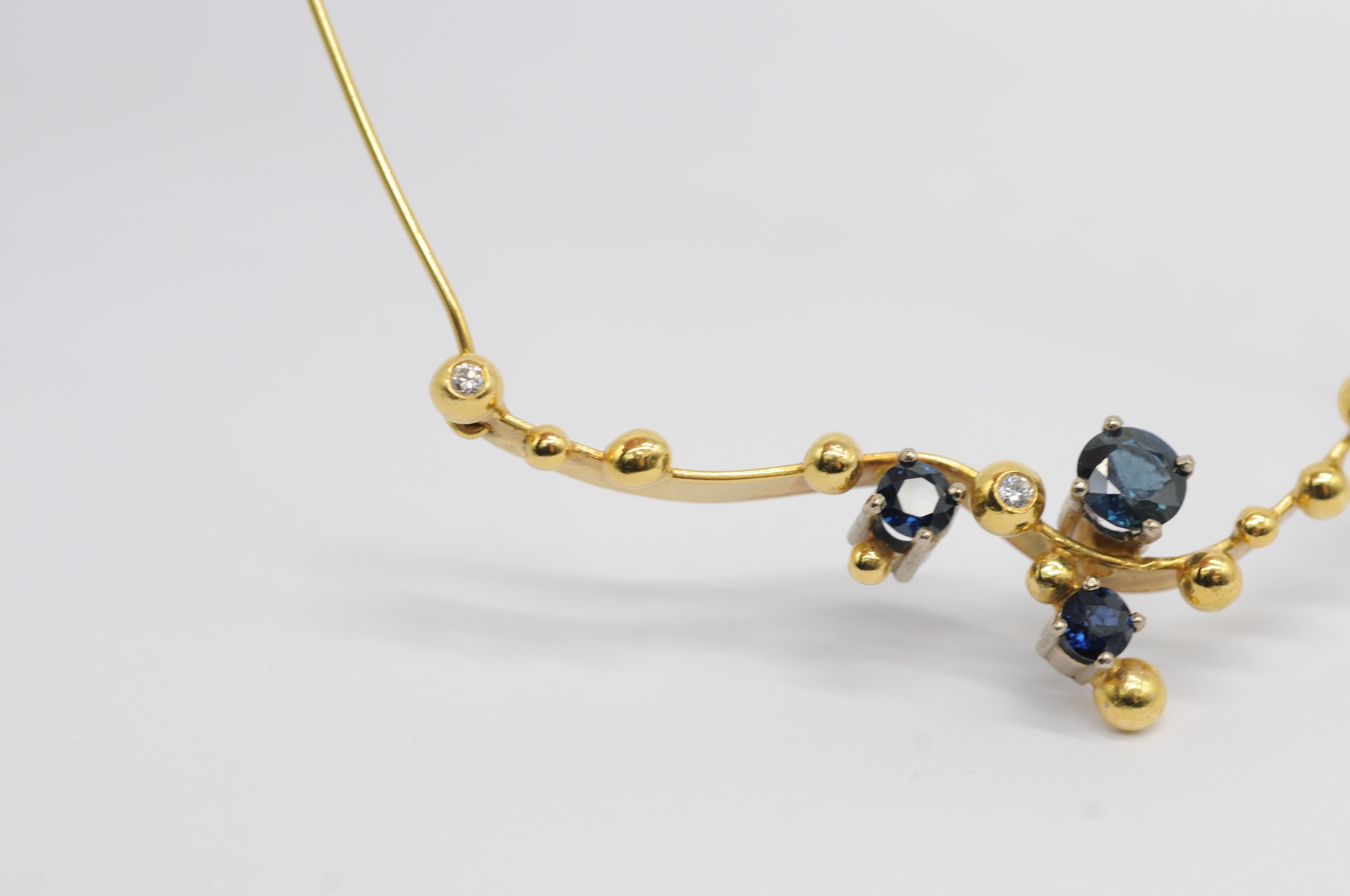 Majestic Necklace in 18k yellow gold with diamond and sapphire For Sale 1