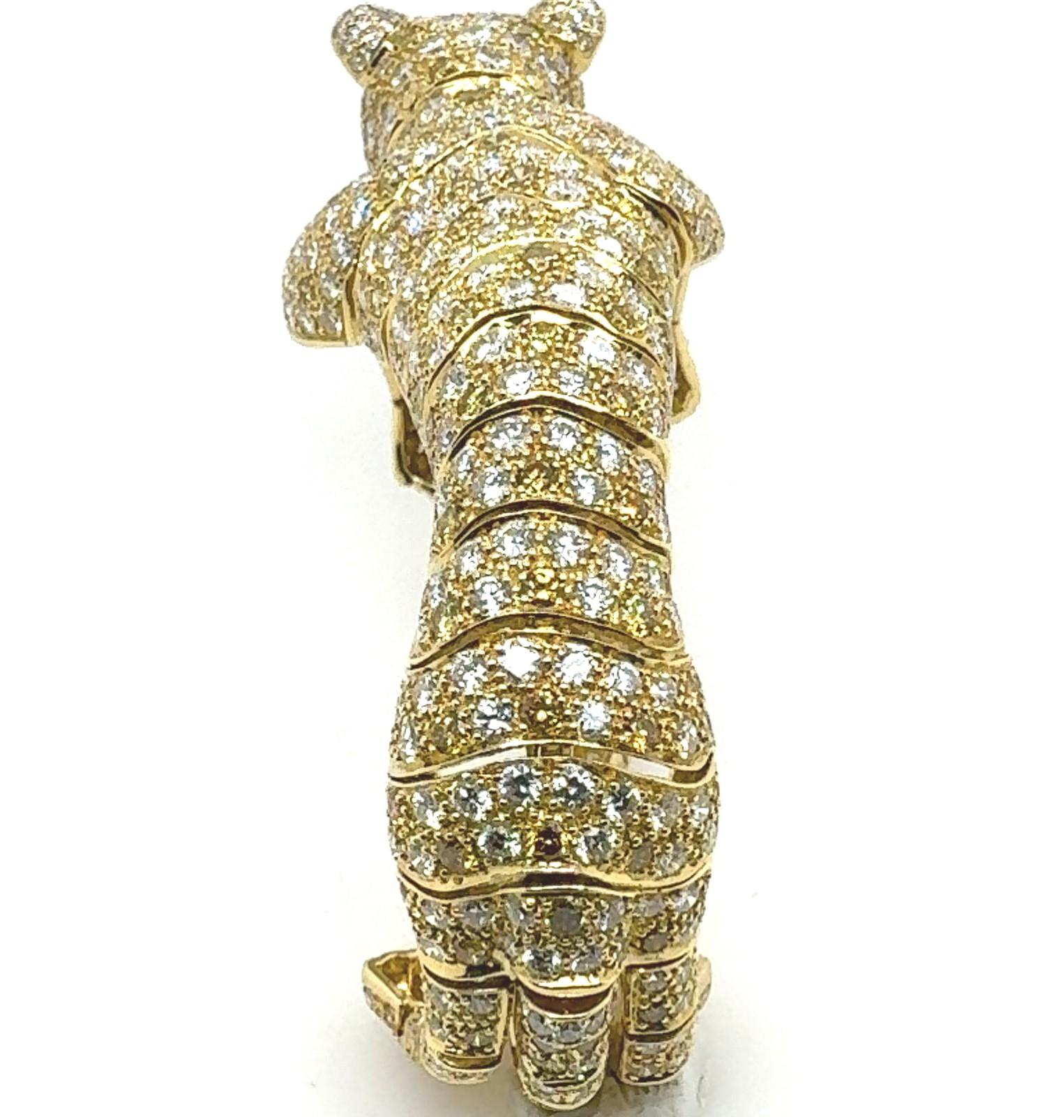 Women's or Men's Majestic Panther 35.88 Carat Diamond Bracelet/Brooch For Sale