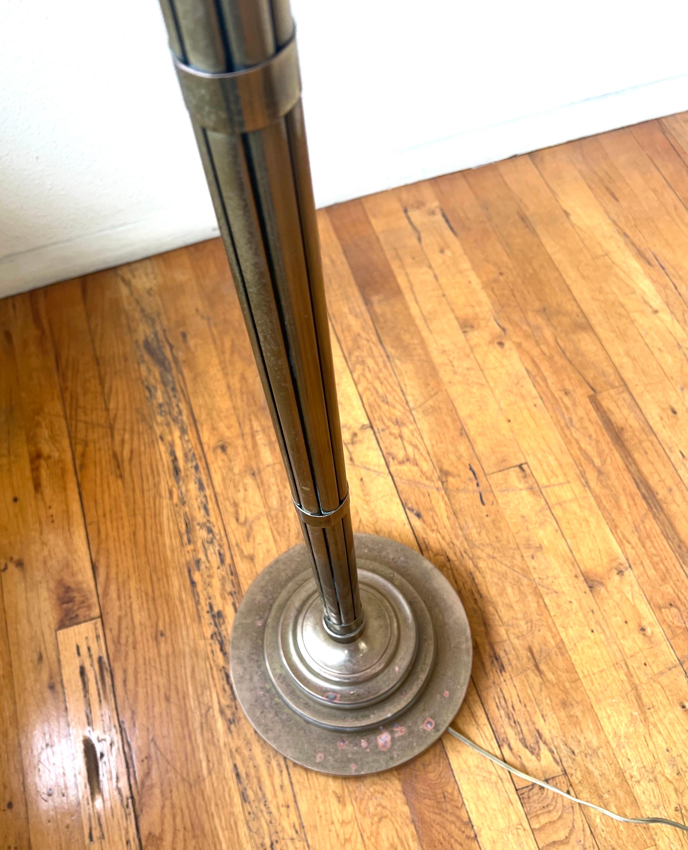 Majestic Patinated Brass Art Deco Palm Floor Lamp  For Sale 1